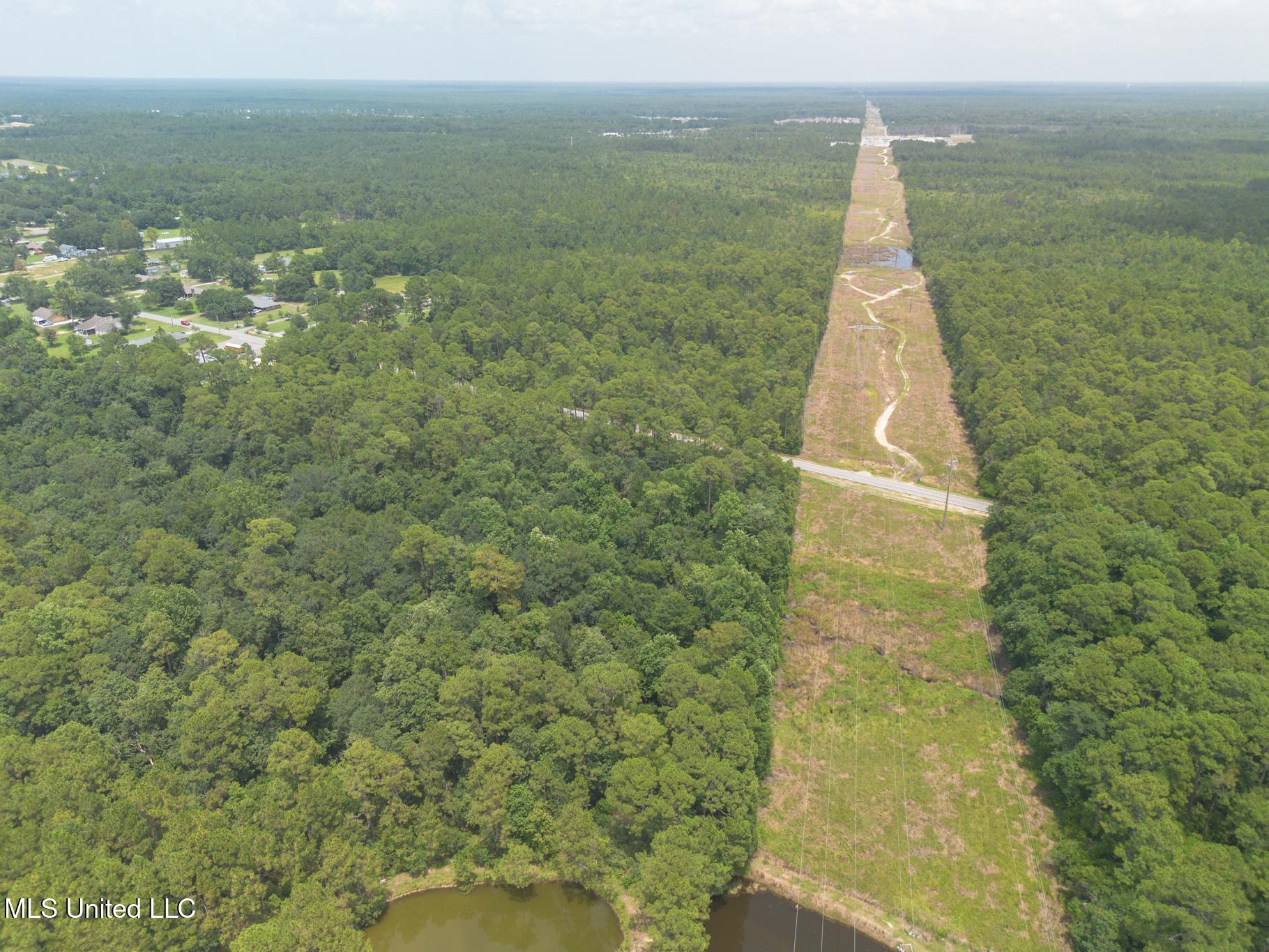 14330 Big John Road Property Photo 3