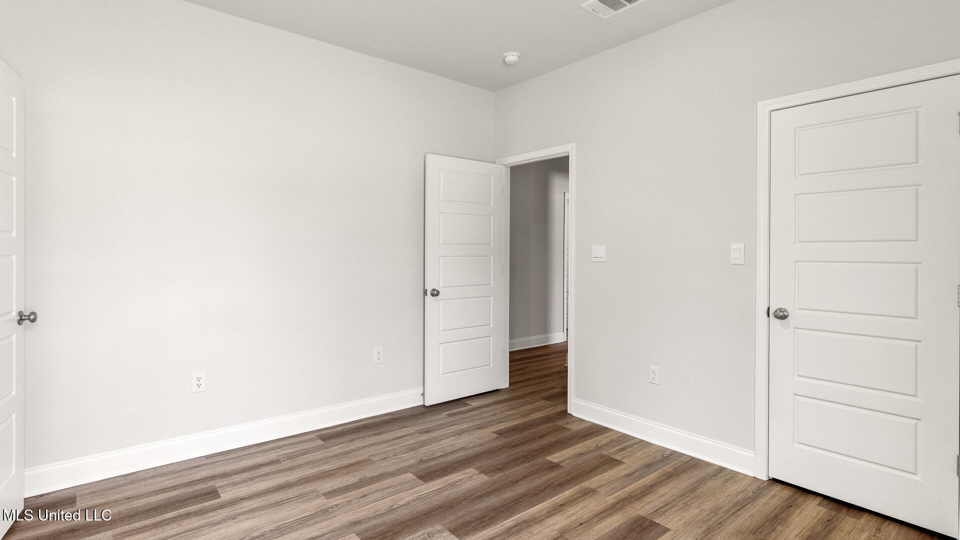 6608 Palm Pointe Drive Property Photo 29
