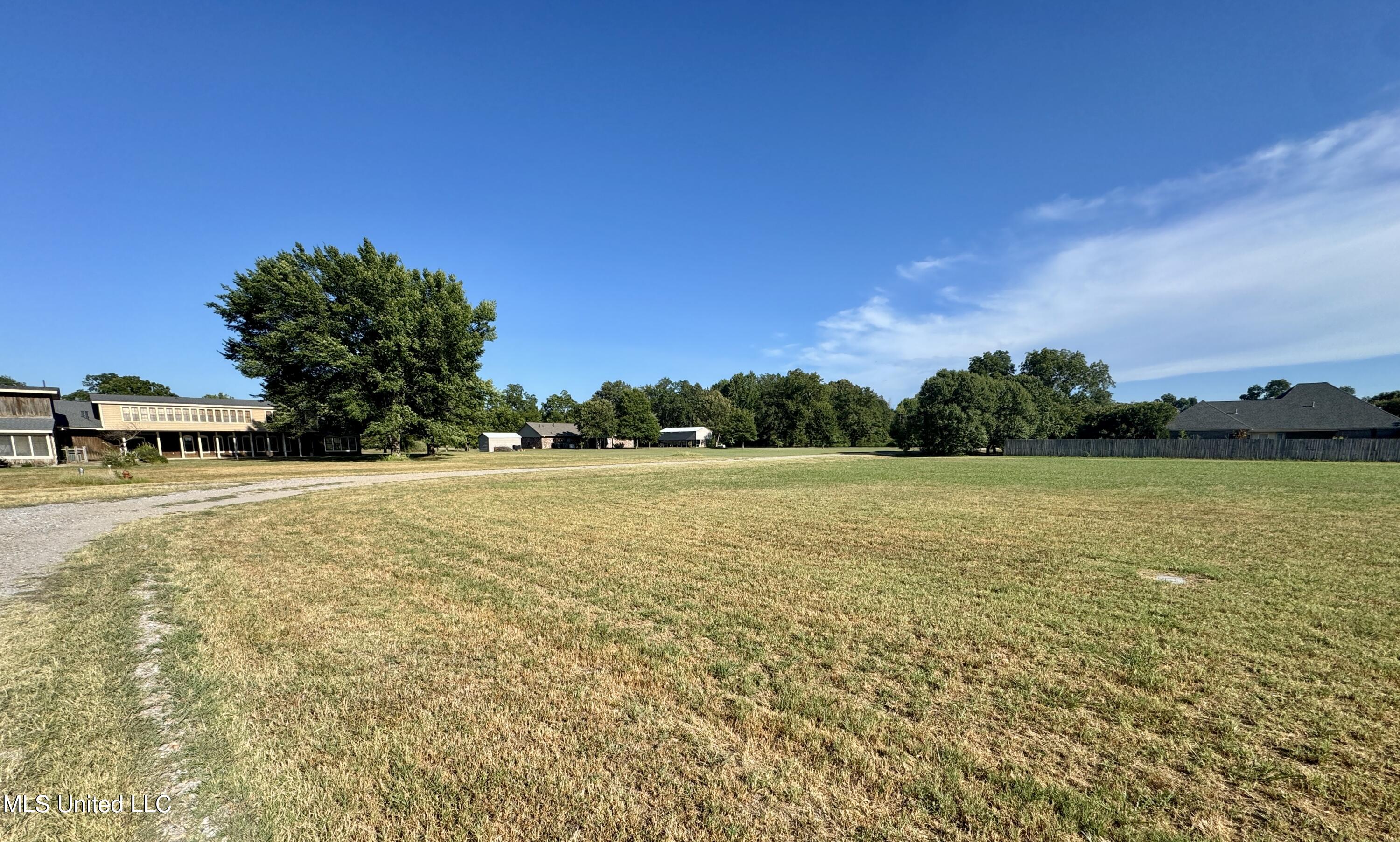 Bayou Cove Estates Property Photo 4