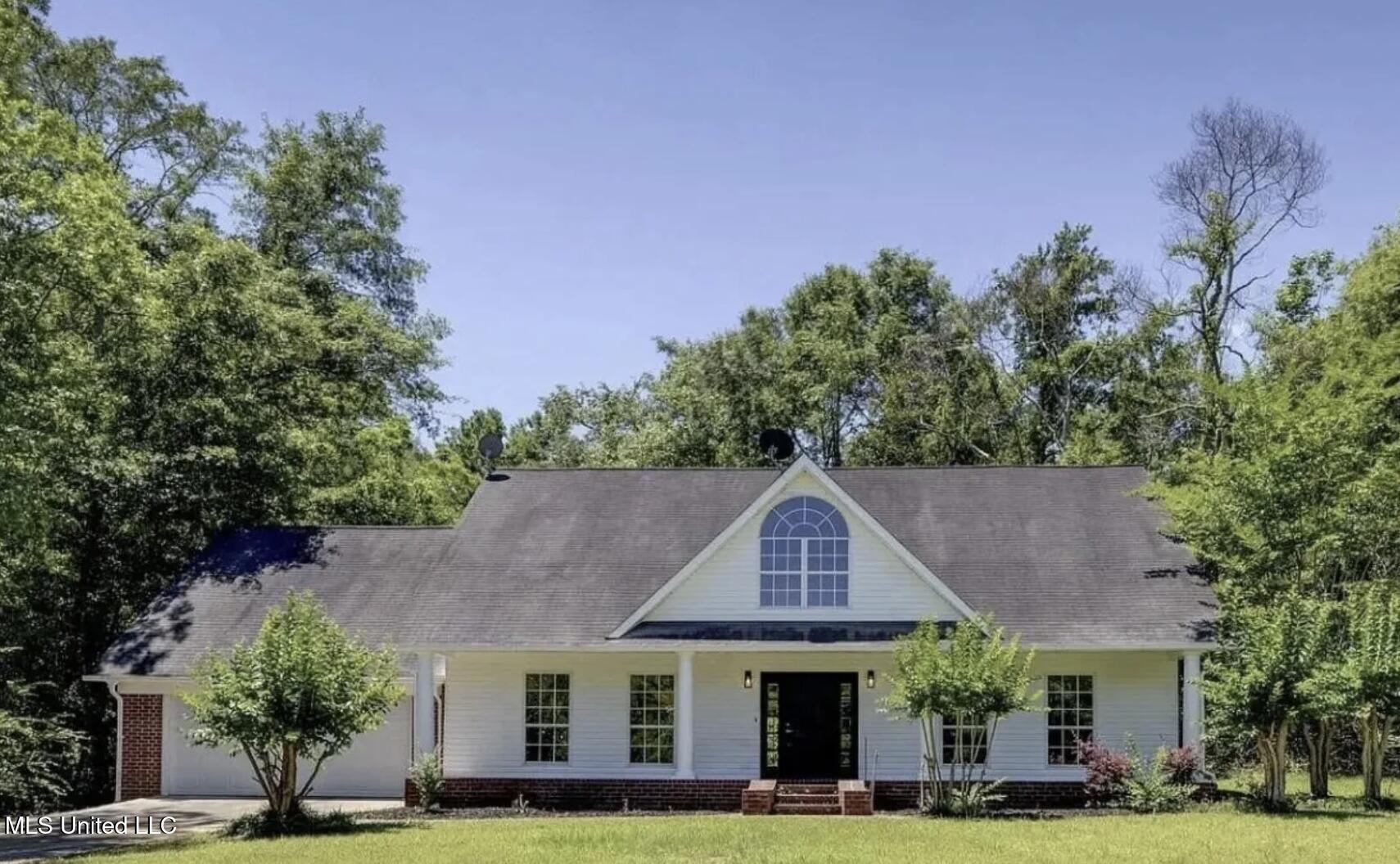 1890 Newton Conehatta Road Property Photo 1