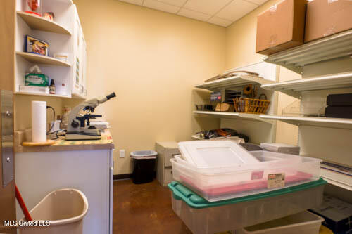 1660 Us-49 Property Photo 7