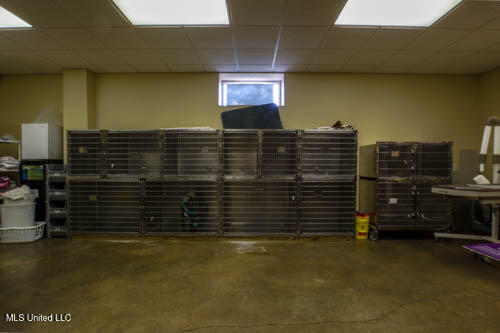 1660 Us-49 Property Photo 11