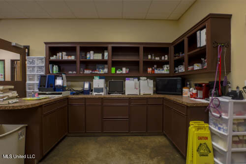 1660 Us-49 Property Photo 13