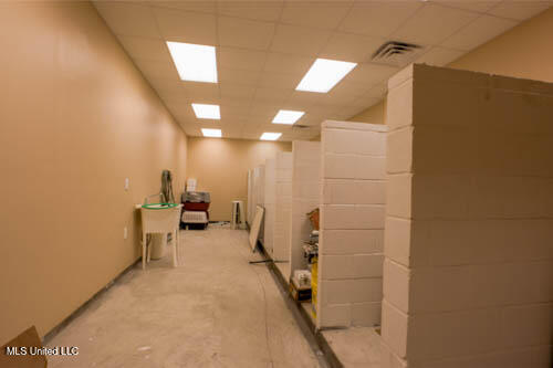 1660 Us-49 Property Photo 24