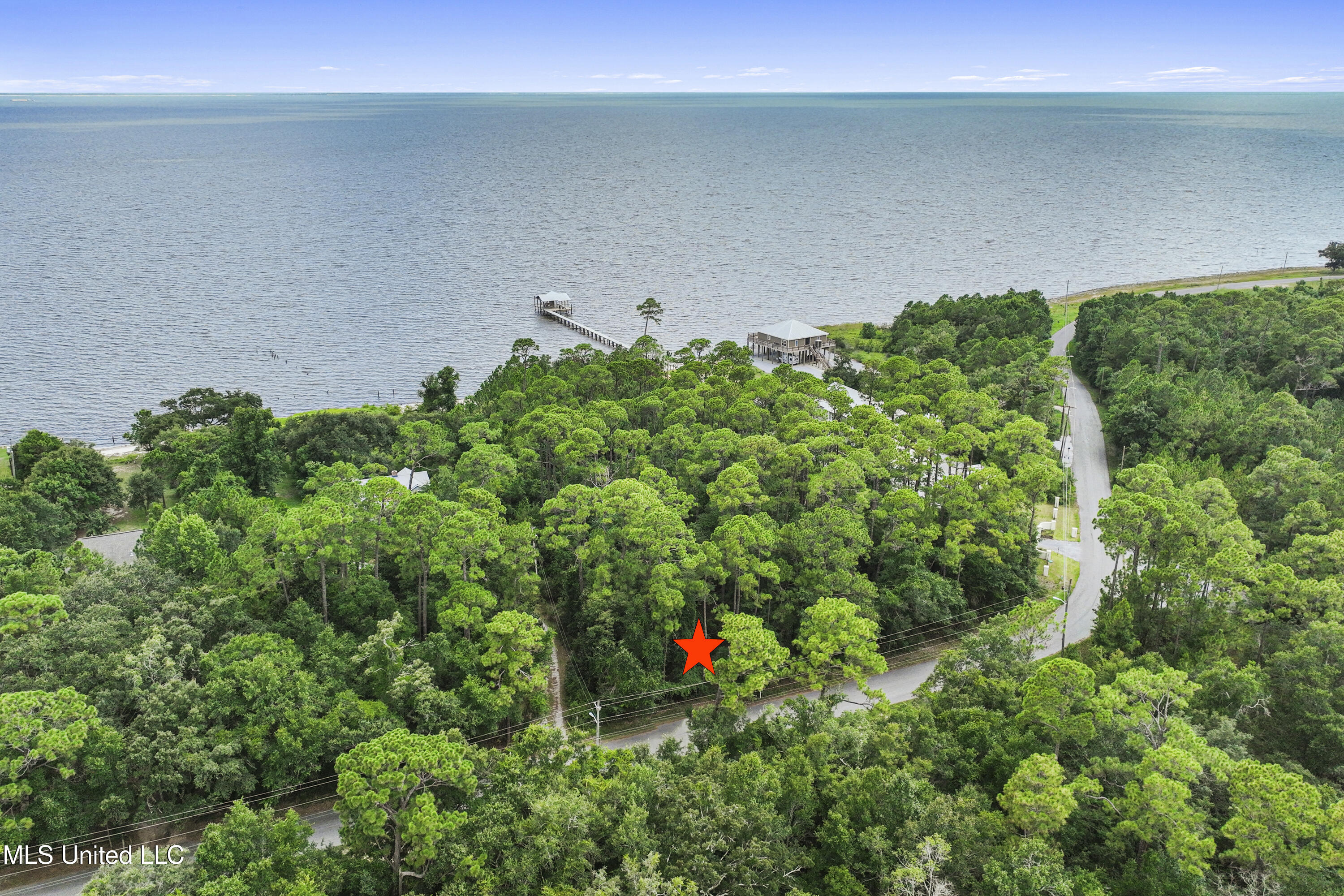5721 Belle Fontaine Drive Property Photo 13