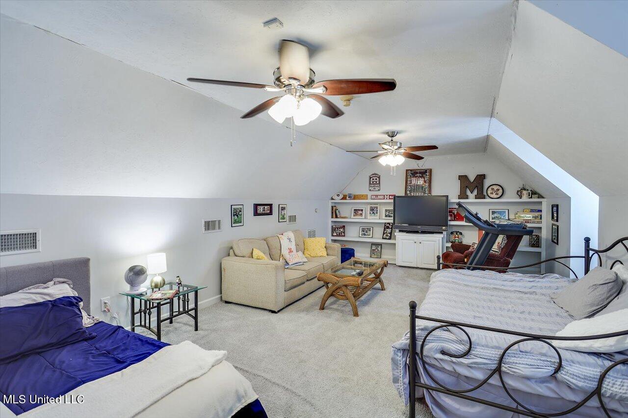 1700 Dunn Pease Road Property Photo 45