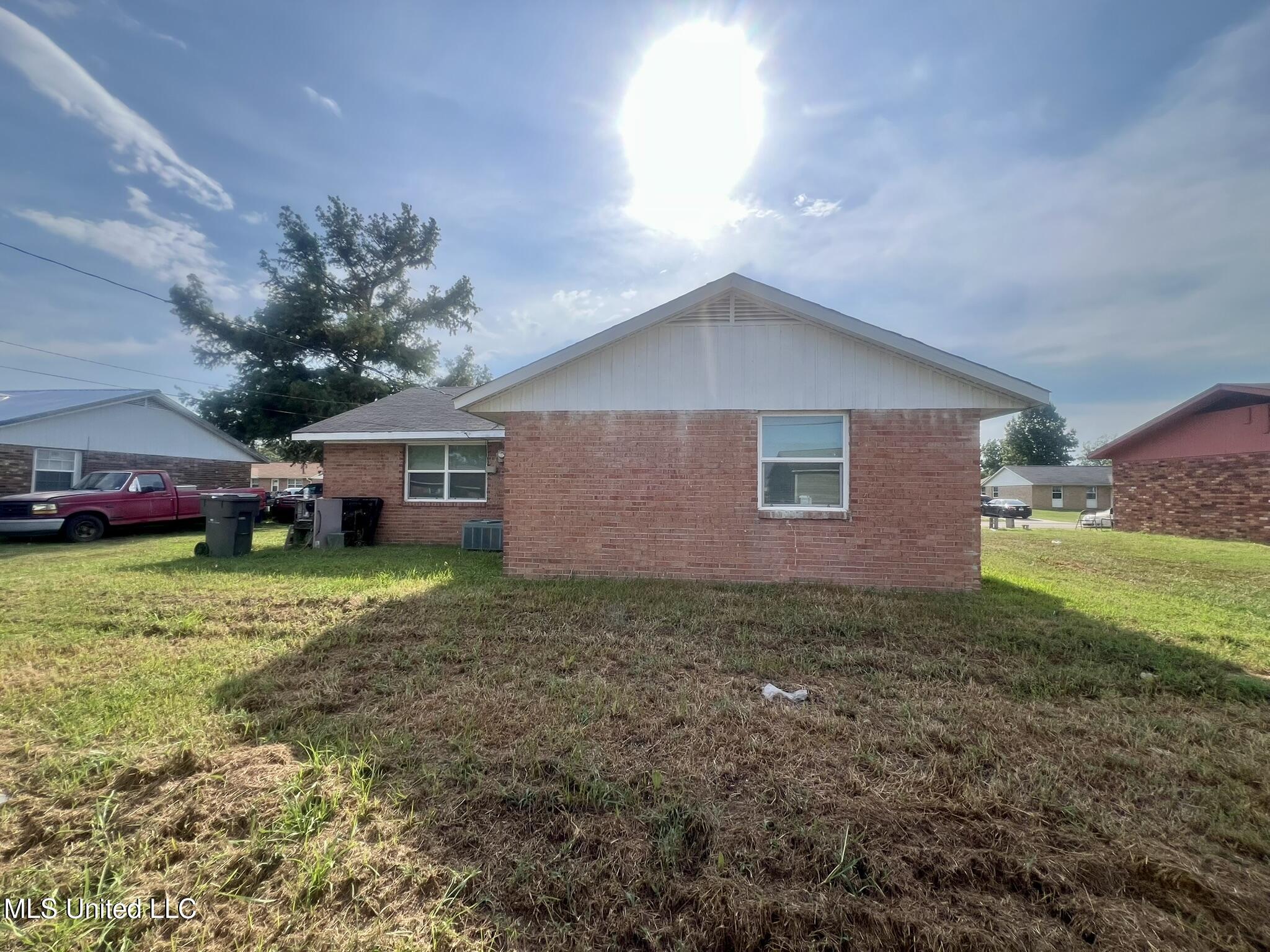 80 Eastmoor Circle Property Photo 13