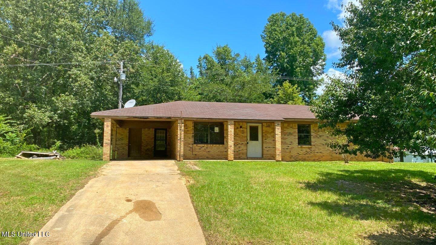 1846 Loring Road Property Photo 1