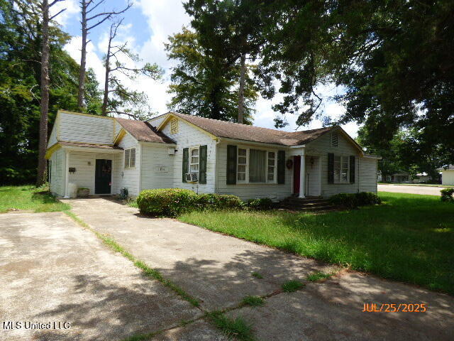 206 Pine Street Property Photo 1