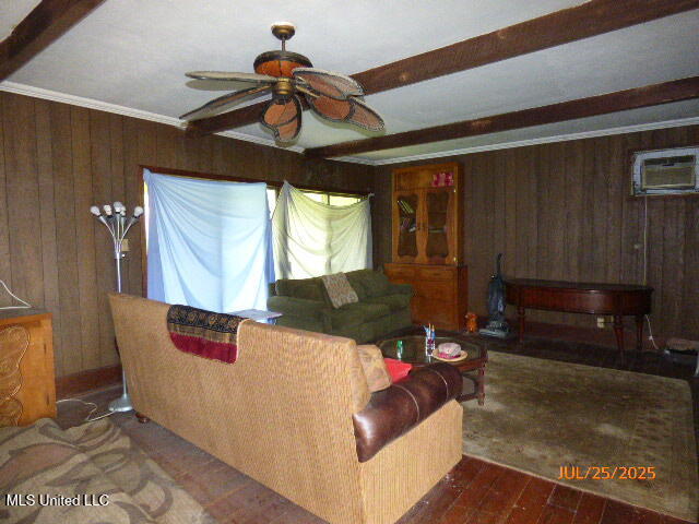 206 Pine Street Property Photo 2