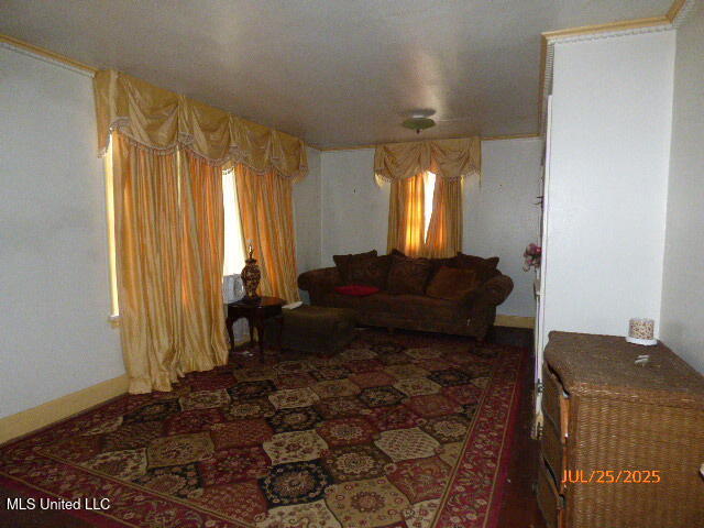 206 Pine Street Property Photo 6