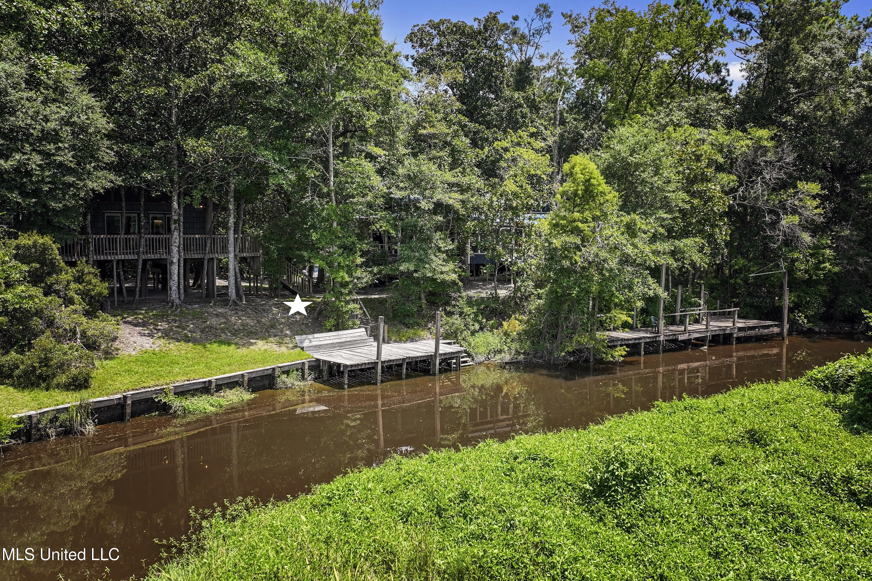 13005 Lamey Bridge Rd Road Property Photo 1