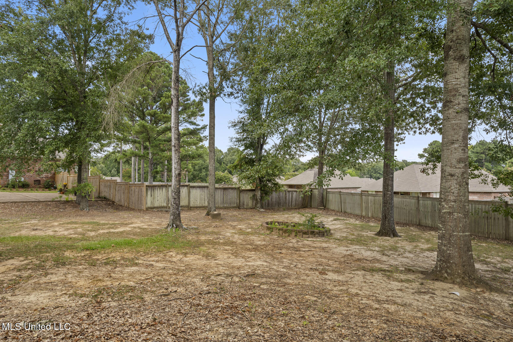 124 Ashbrooke Boulevard Property Photo 3