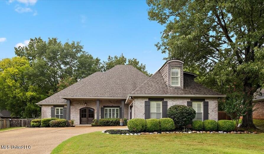 1005 Laramie Court Property Photo 1