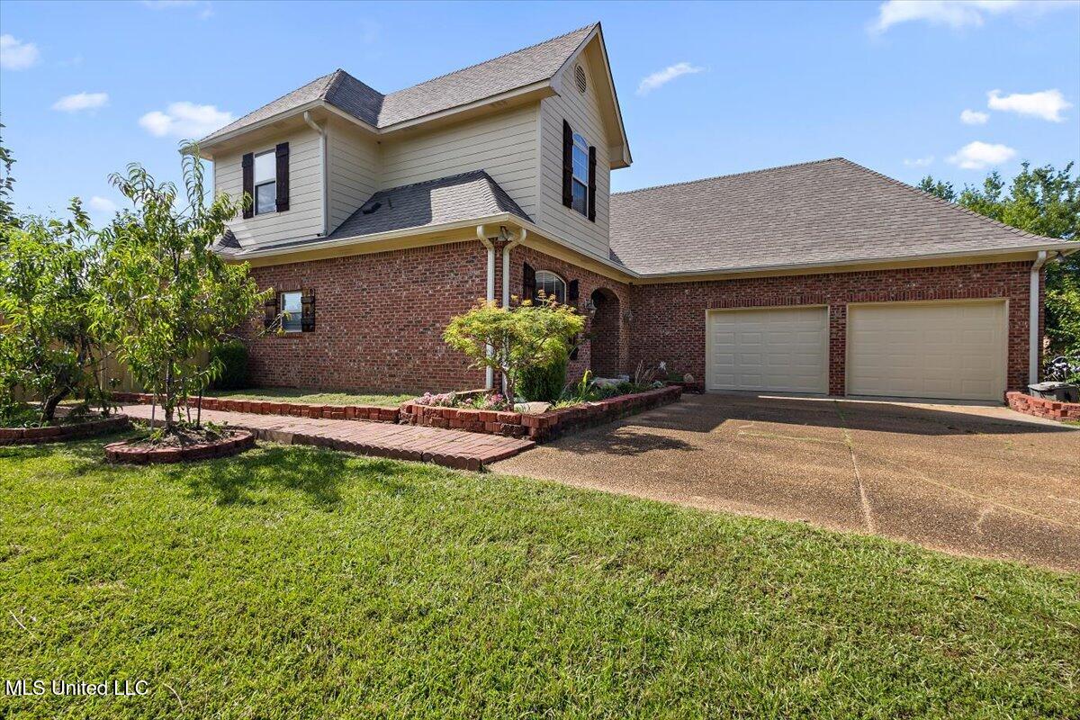 115 Provonce Park Property Photo 2