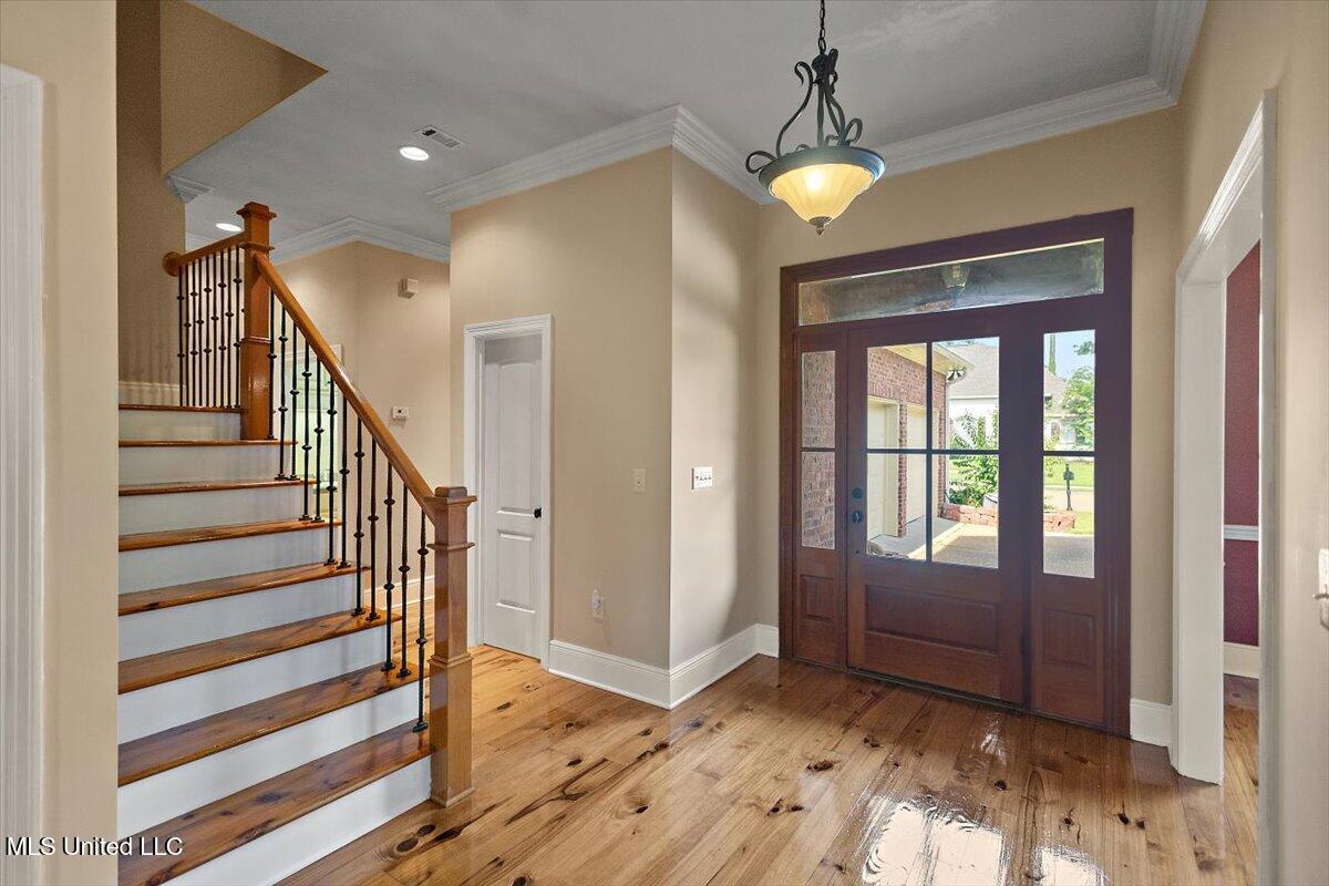 115 Provonce Park Property Photo 6