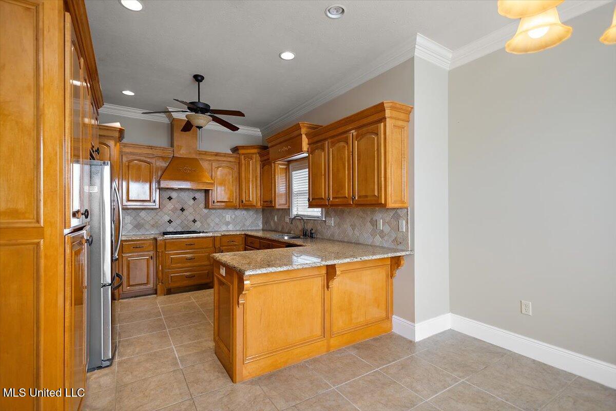 115 Provonce Park Property Photo 15