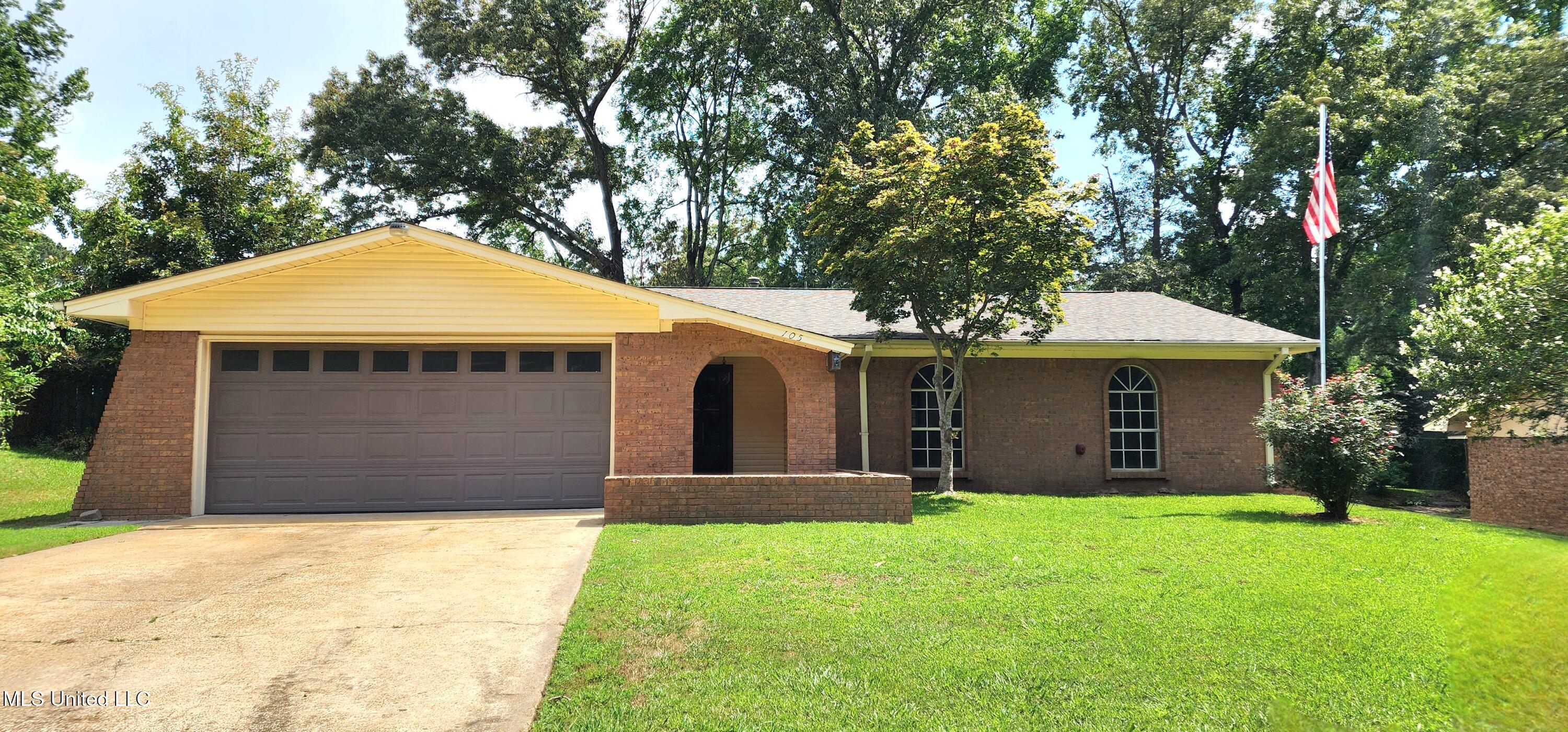 105 Fairdale Place Property Photo 1