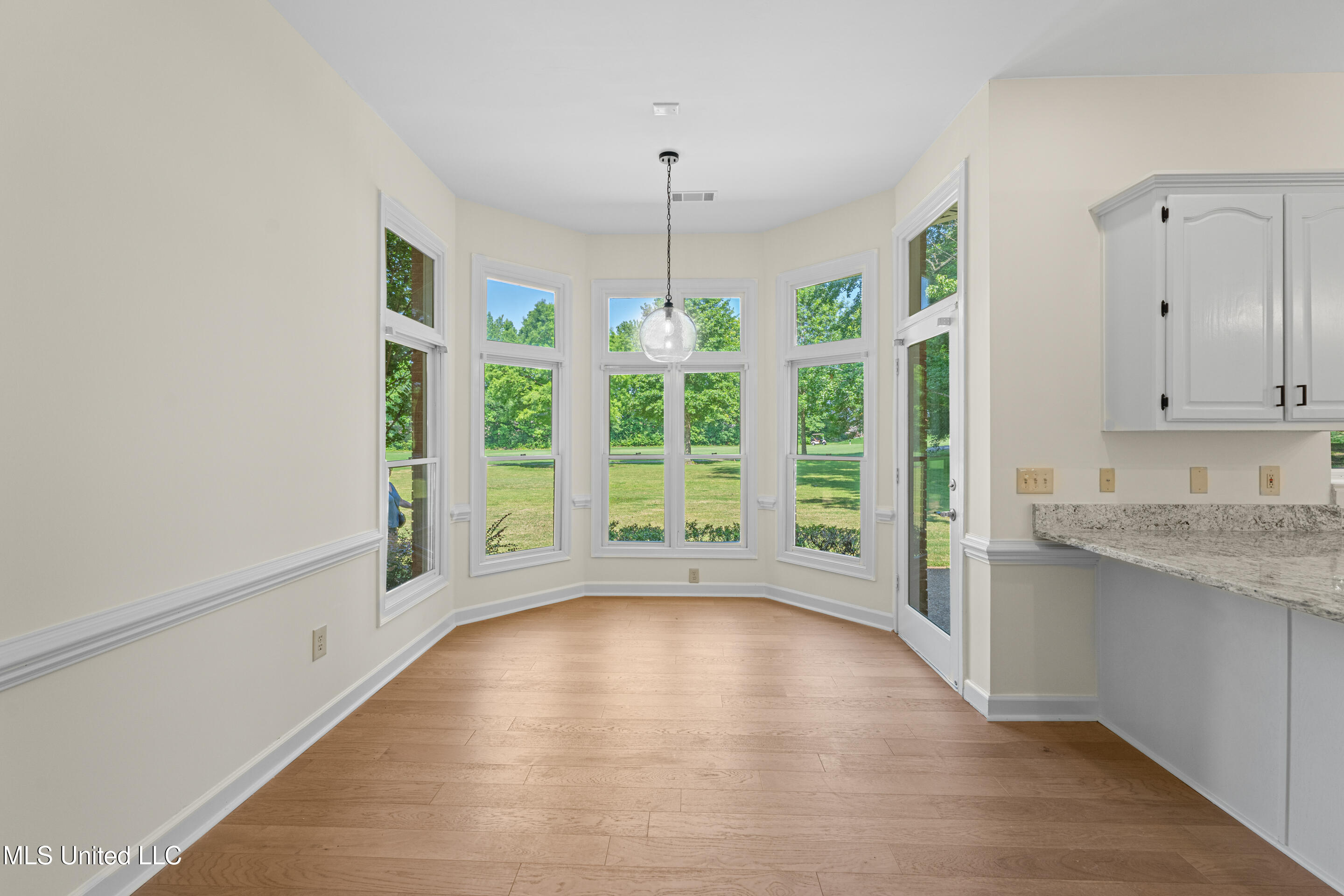 5035 Saint Andrews Cove Property Photo 10