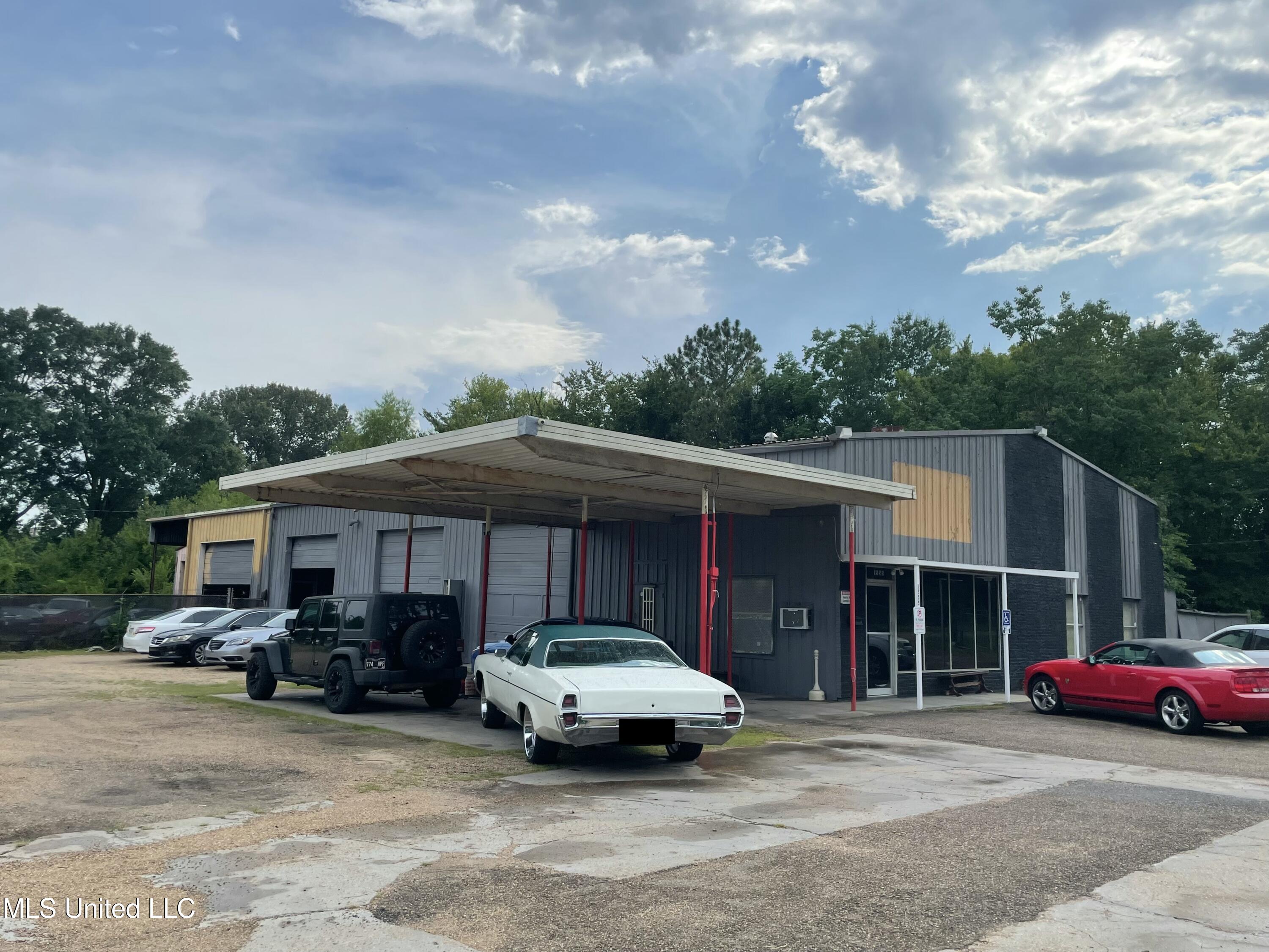 1555 W Northside Drive, Jackson, MS 39213 | MLS#: 4121063 | Jackson Real  Estate