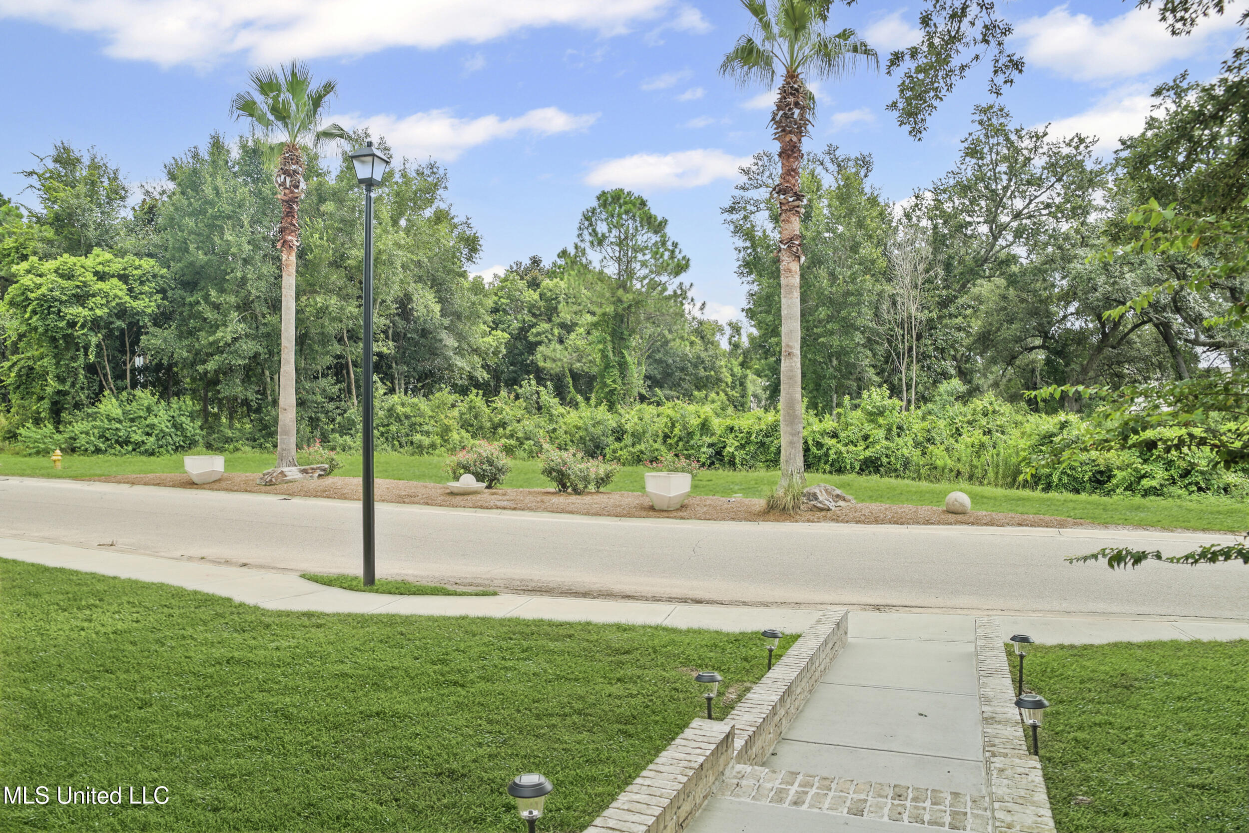 121 Grande View Drive Property Photo 8