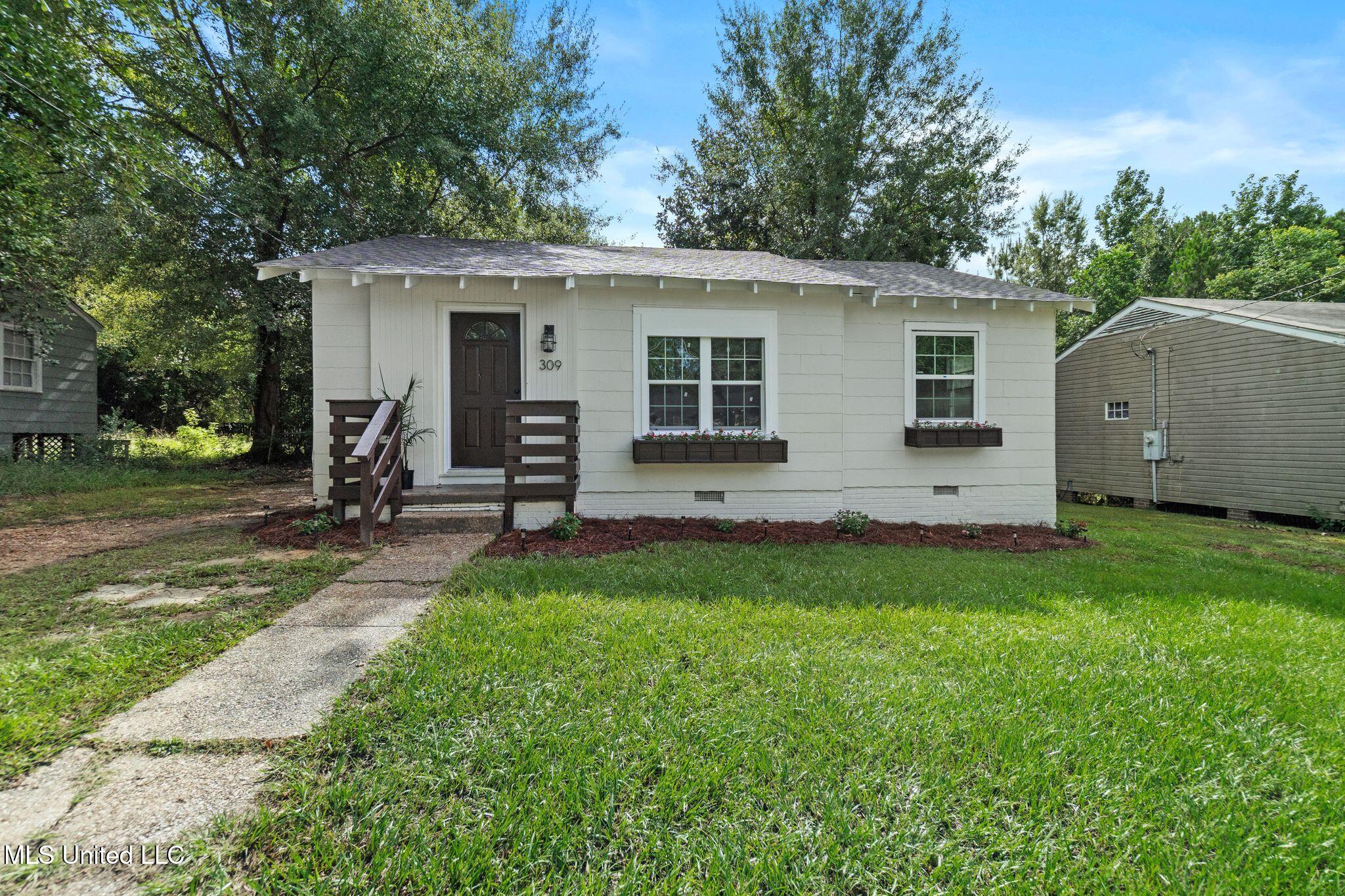 309 Dixie Avenue Property Photo 1