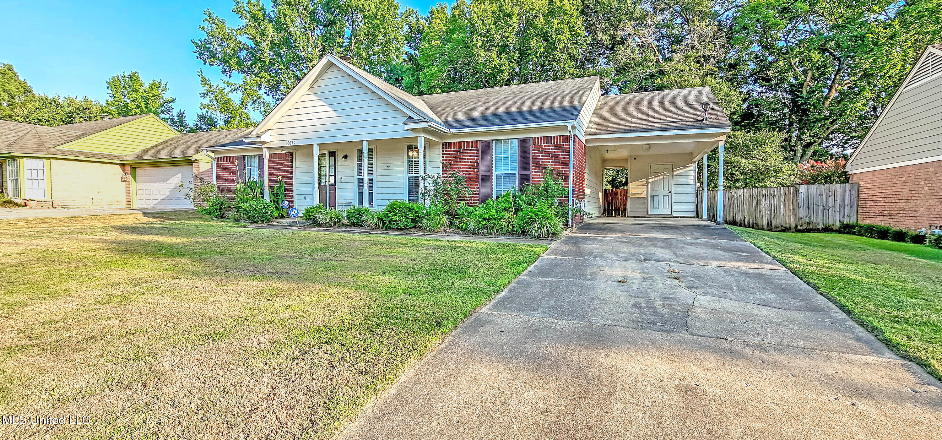10625 Kristen Drive Property Photo 1