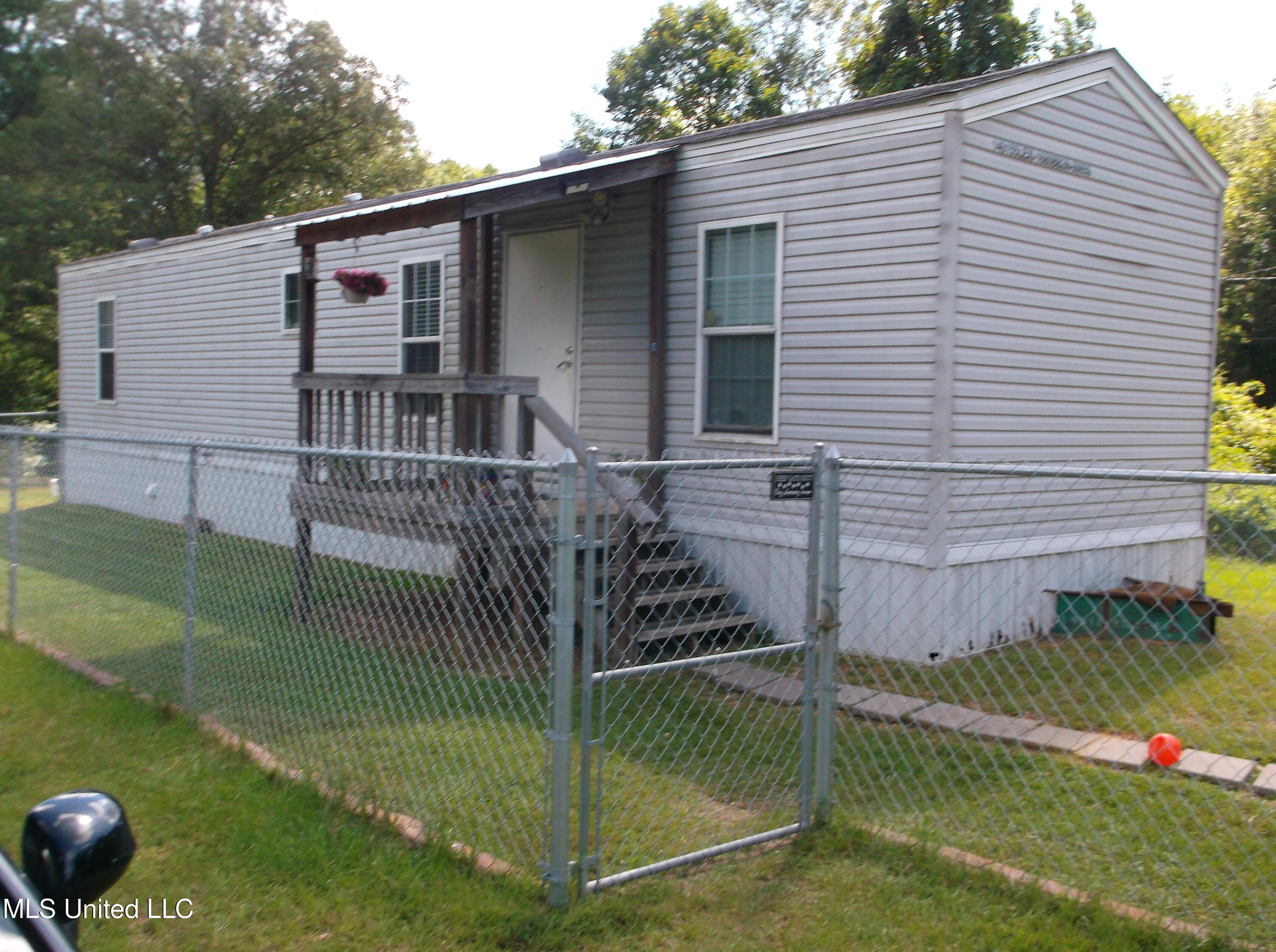 3161 Old Brookhaven Road Property Photo 1