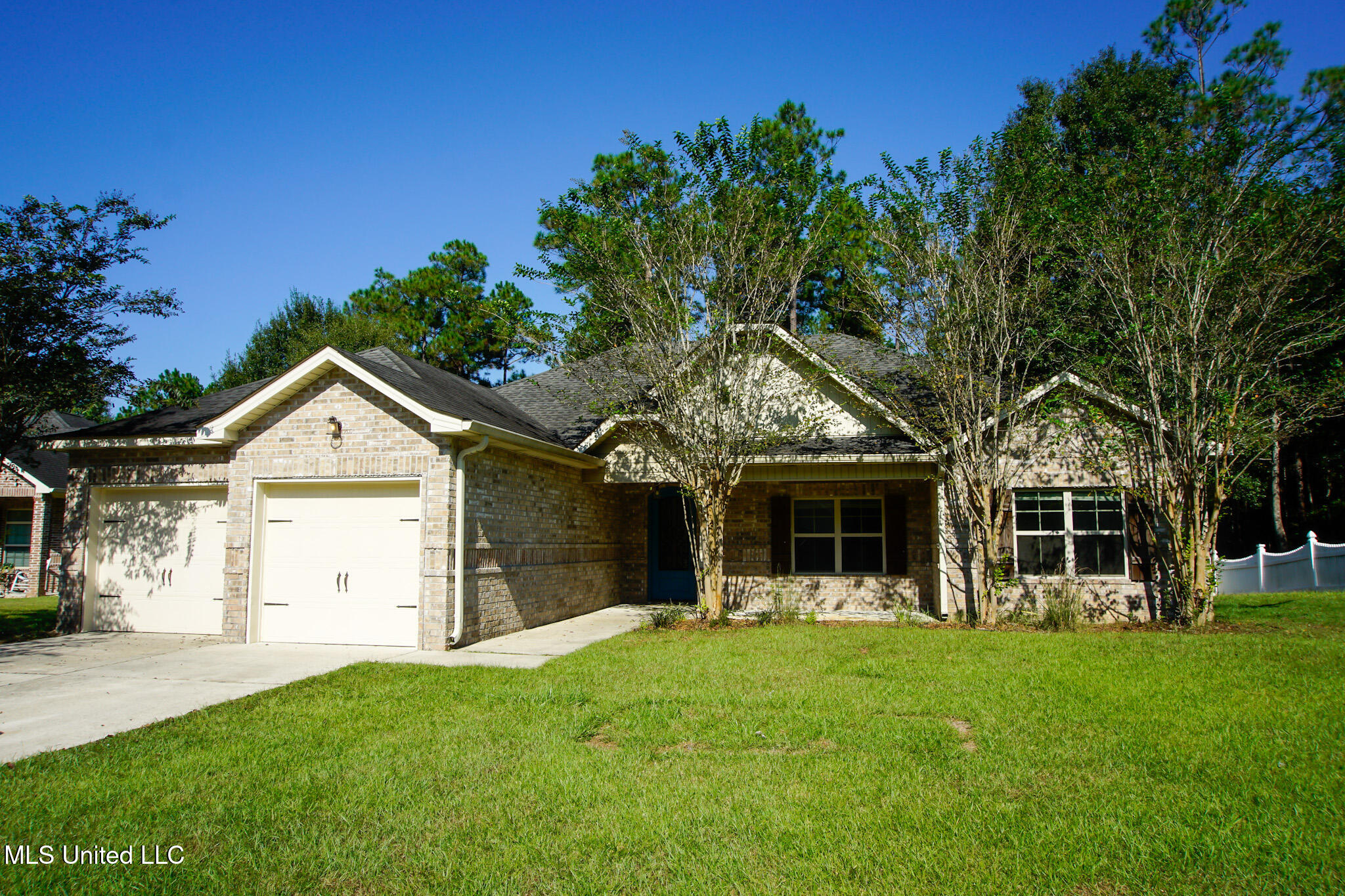 15011 Waterside Place Property Photo 1