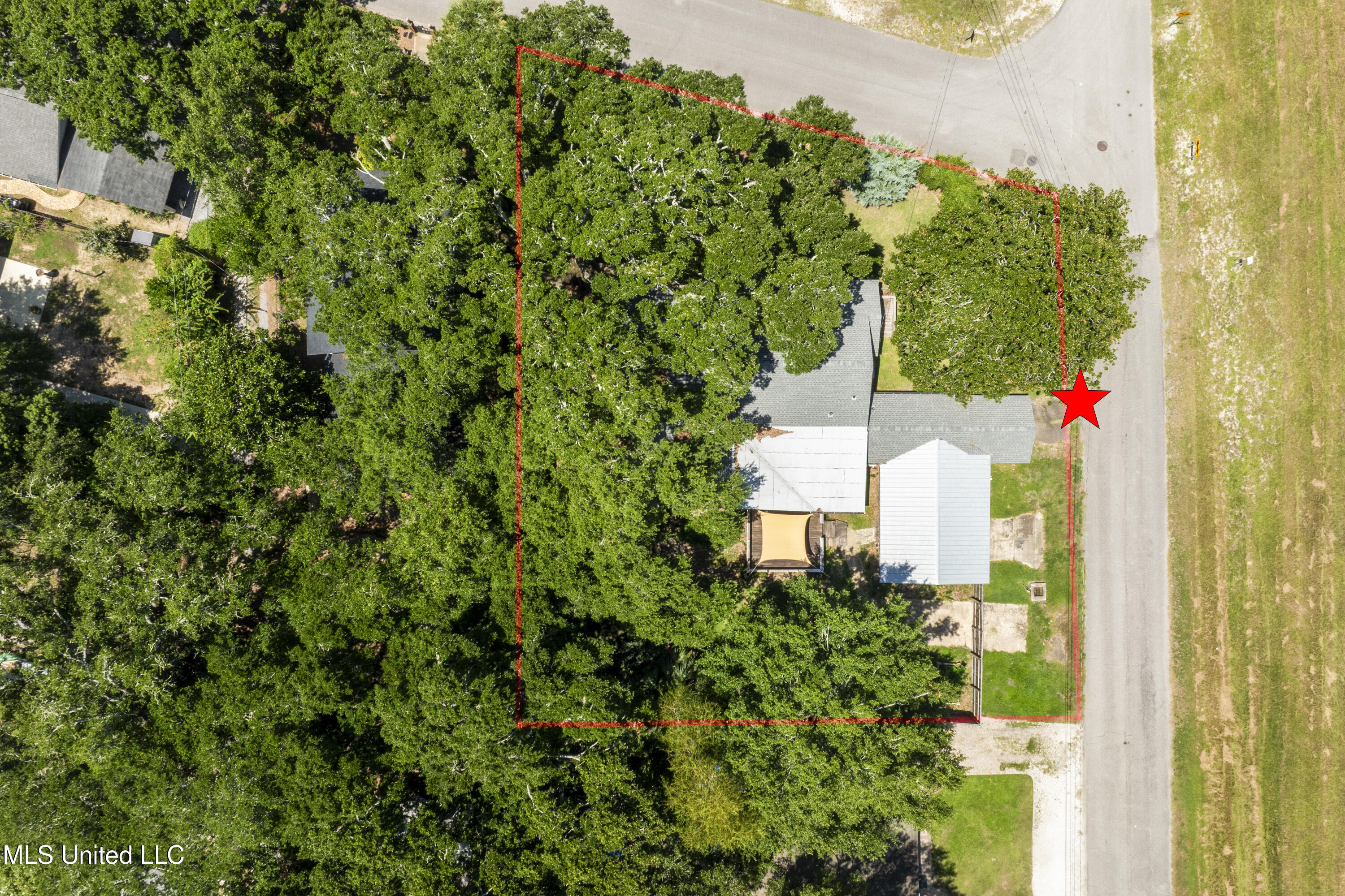 1622 Henderson Avenue Property Photo 53
