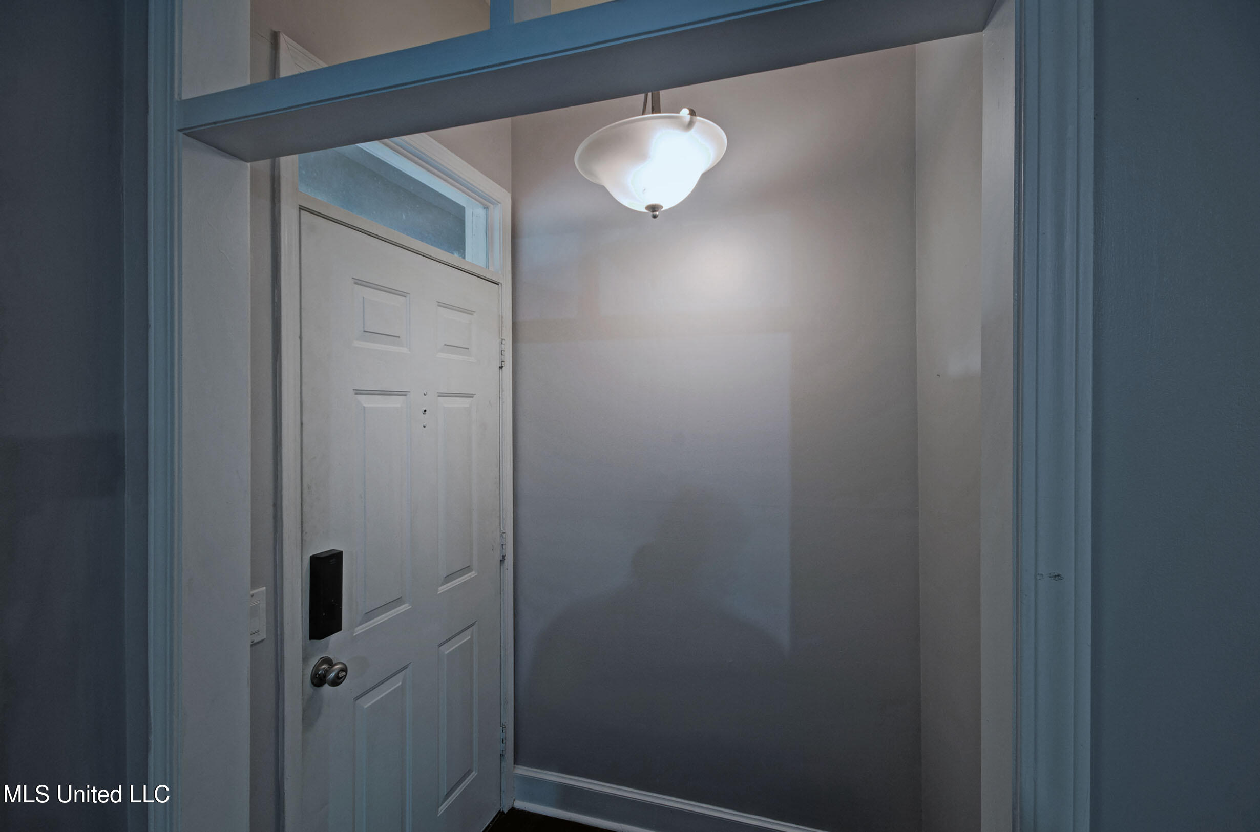 557 Spring Hill Drive Property Photo 10