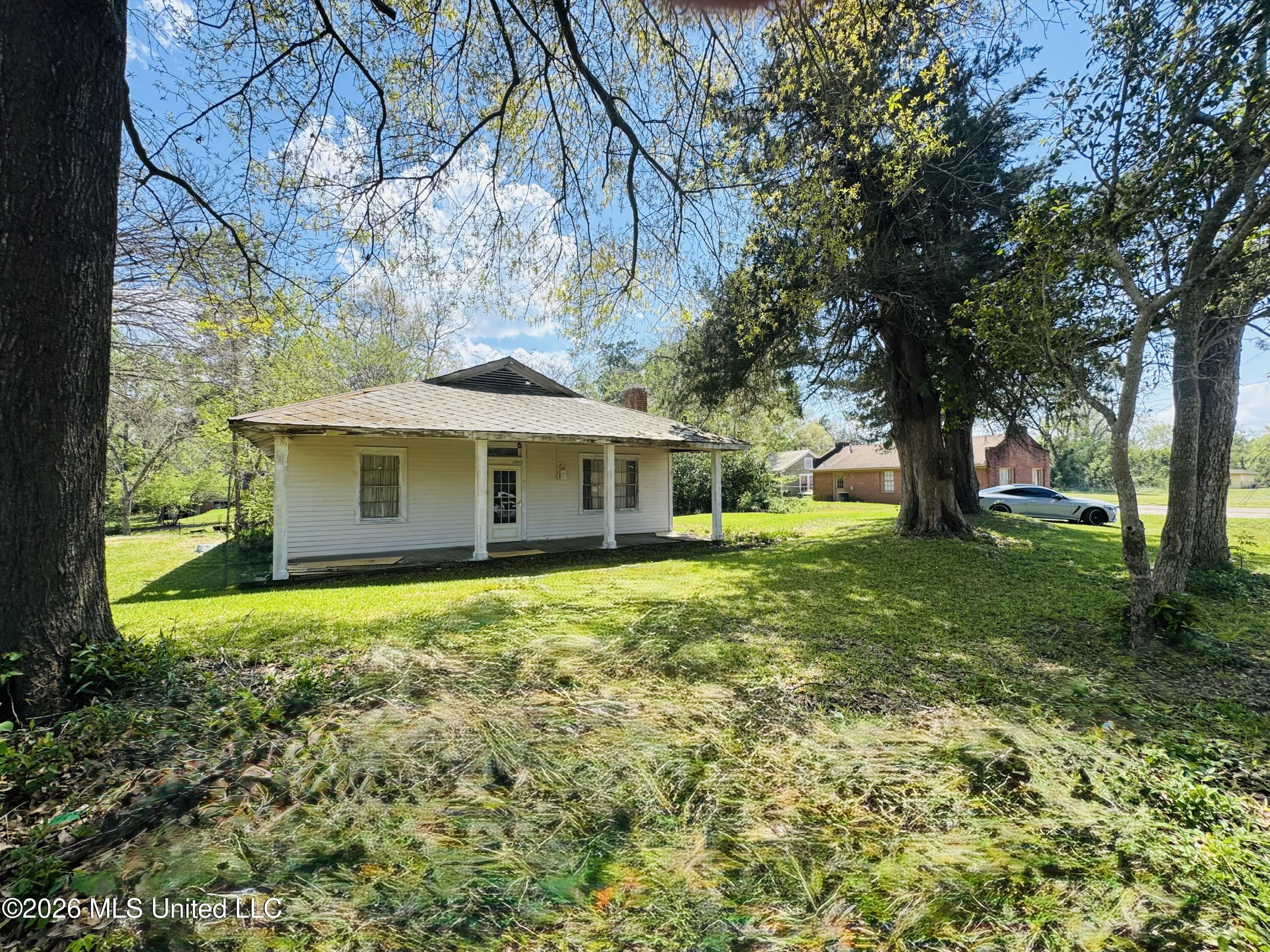 1117 Martin Luther King Jr Street Property Photo 18