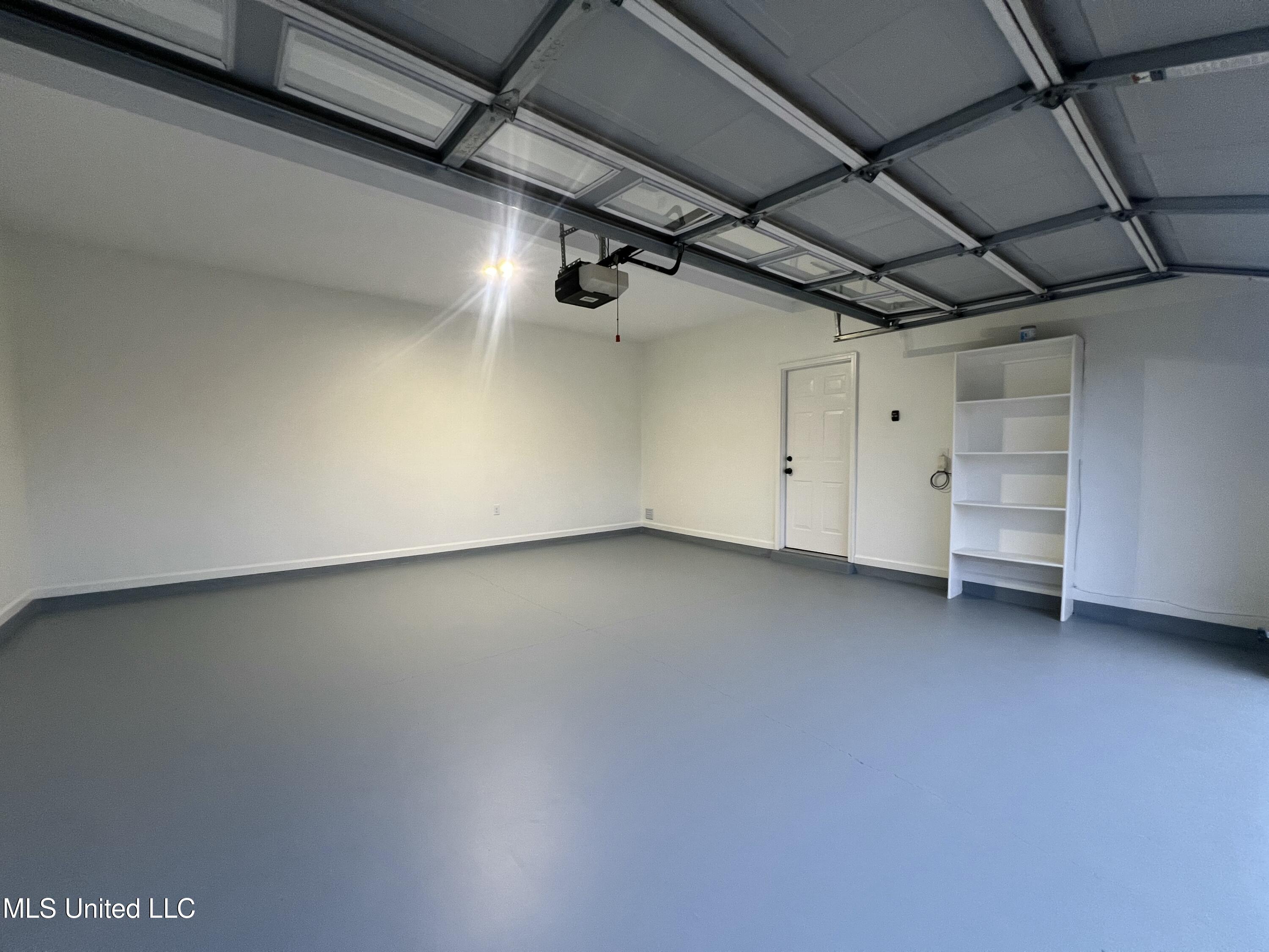 4213 Sidlehill Drive Property Photo 33