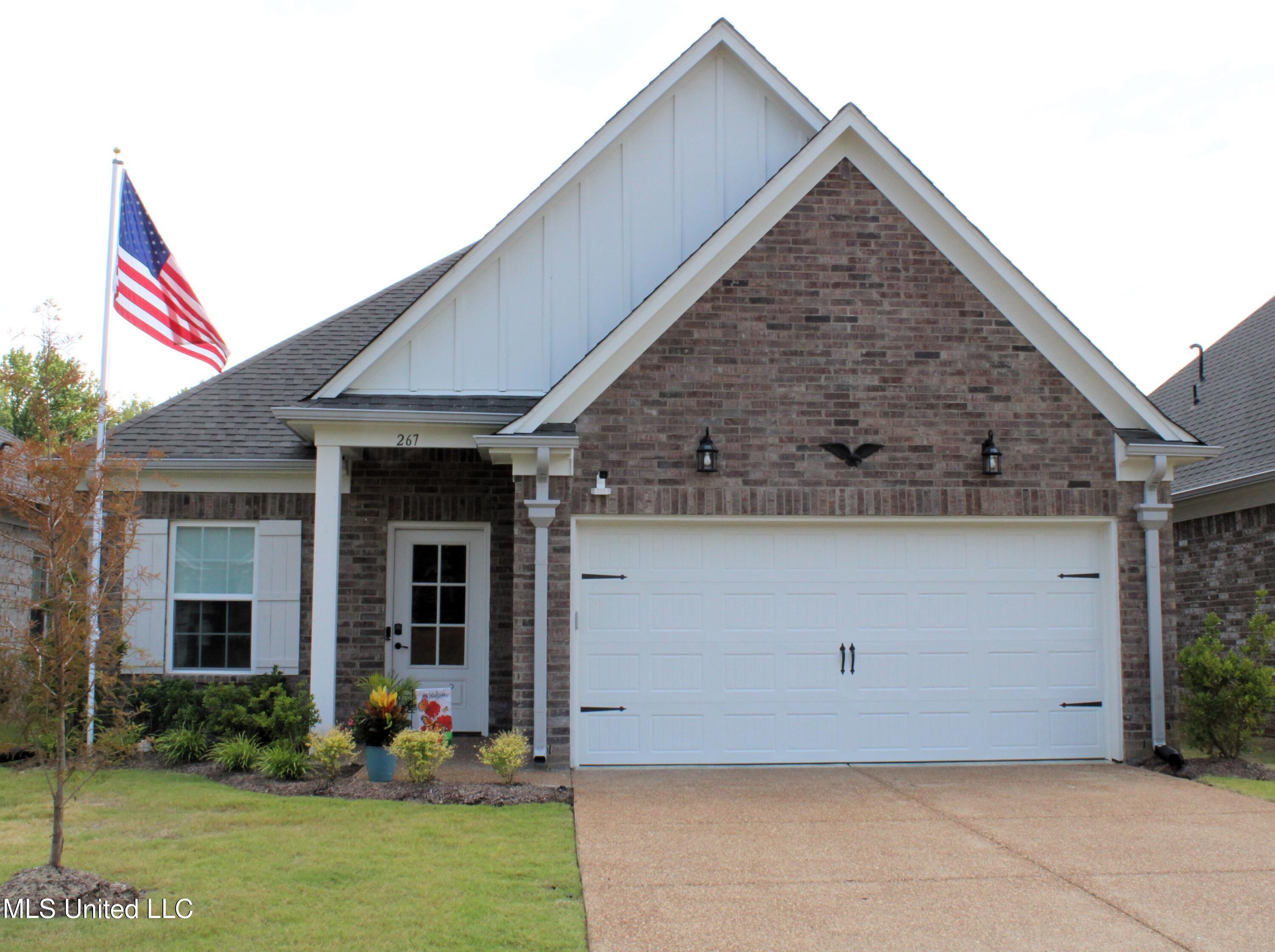 267 Flower Garden Drive Property Photo 1