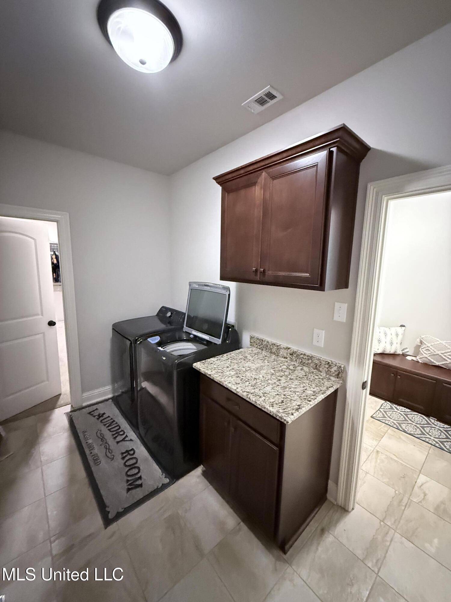 12083 Doc Sheffield Road Property Photo 10