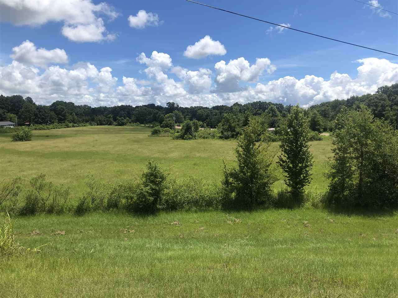 00 Nissan Drive Property Photo 3