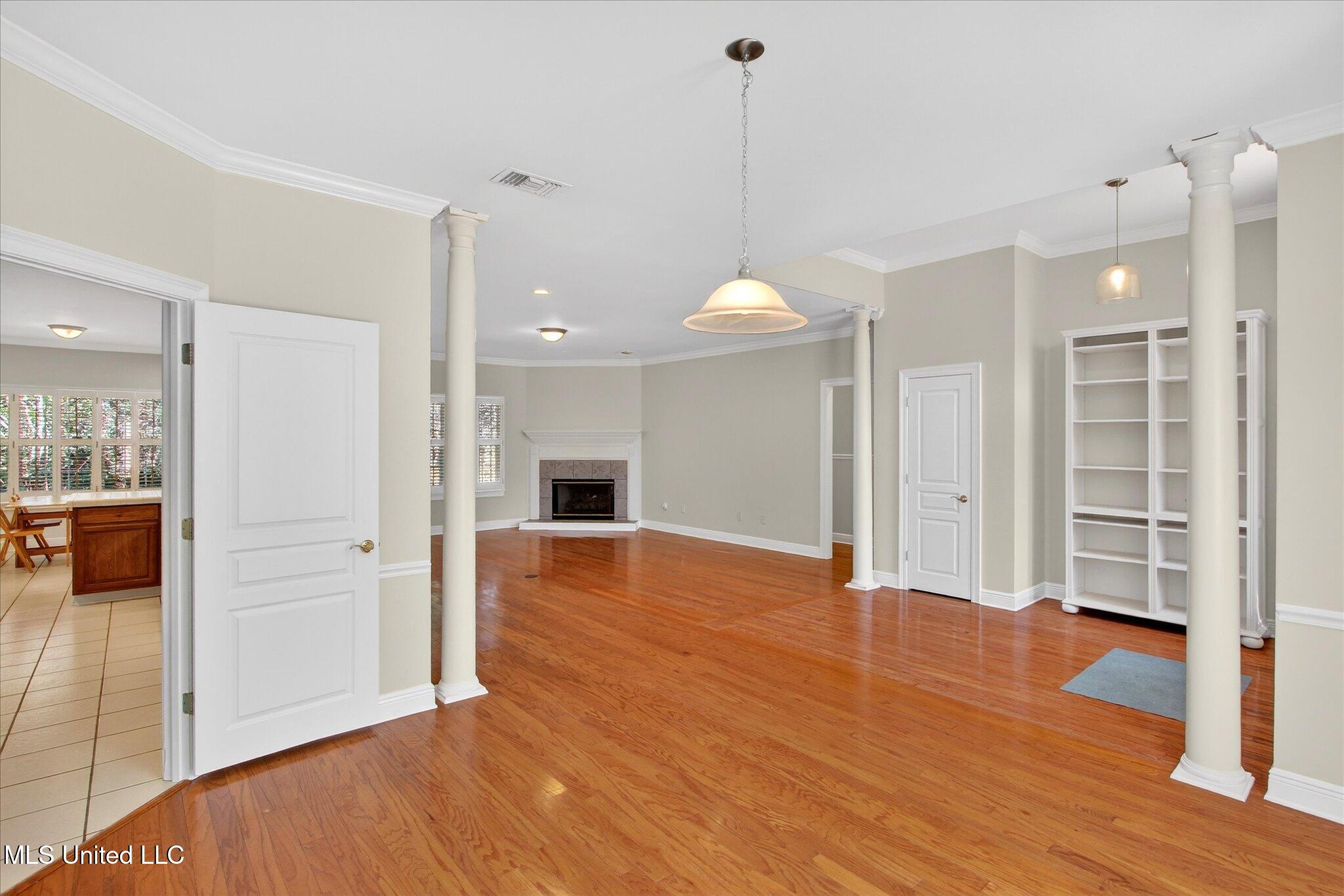 85532 W Diamondhead Drive Property Photo 4