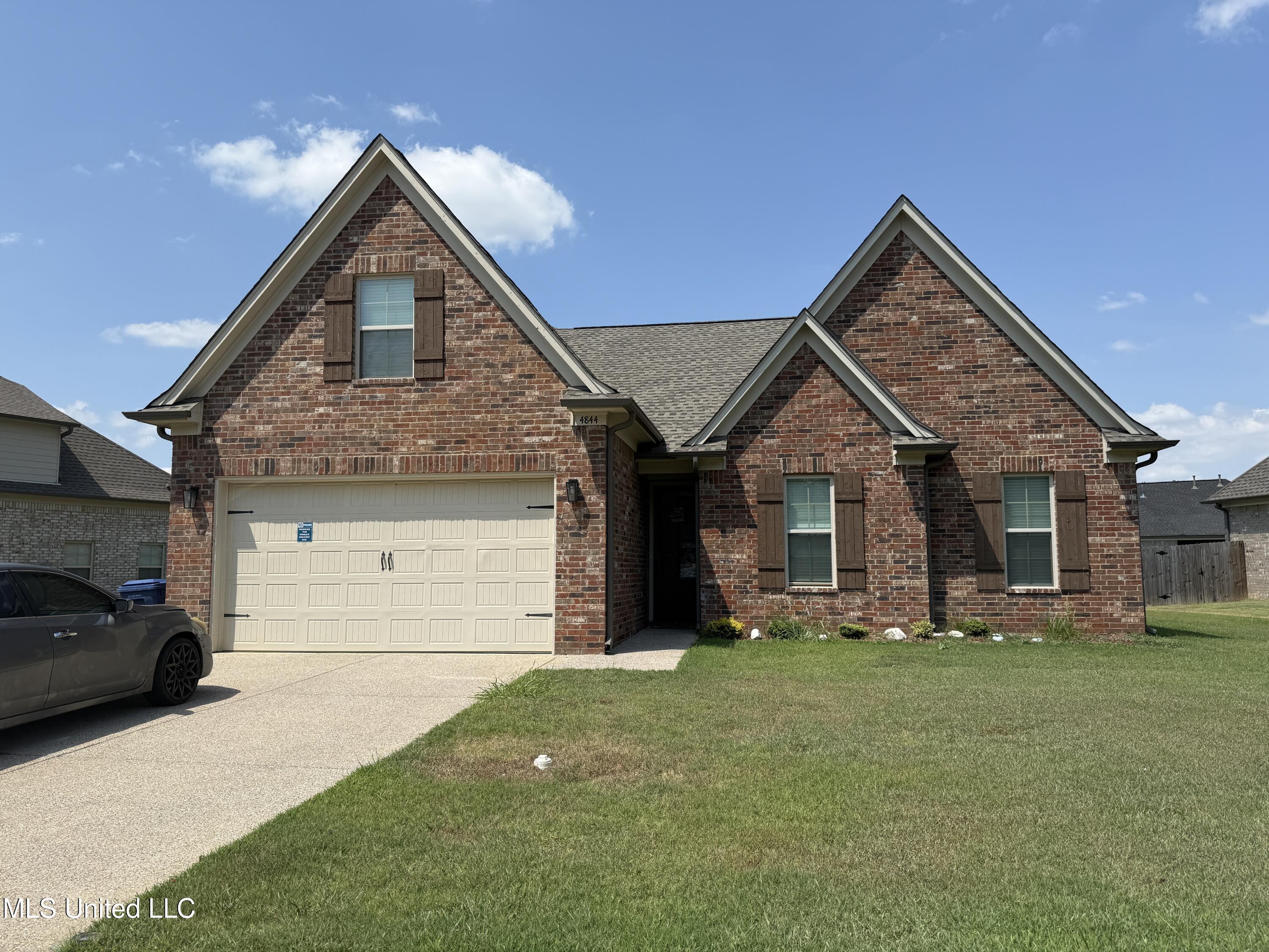 4844 Port Meridian Drive Property Photo 1