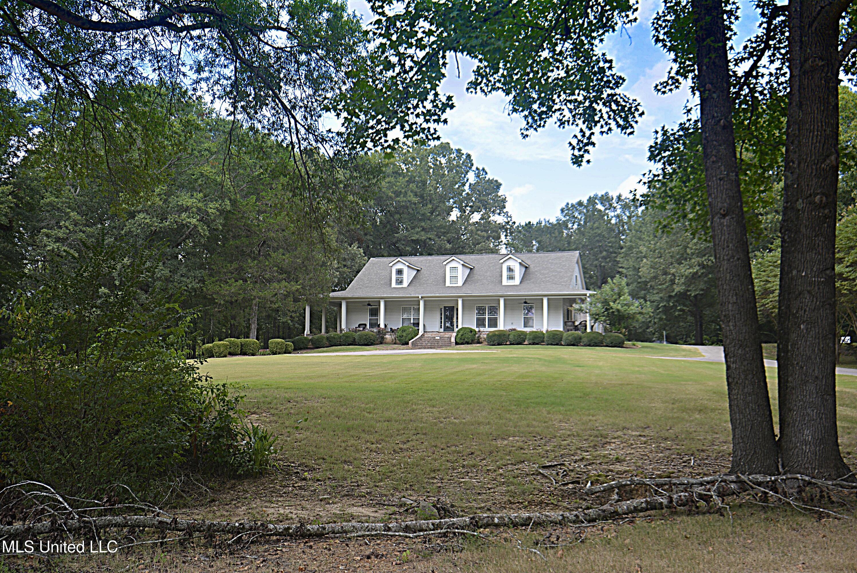 6620 Vaiden Road Property Photo 1