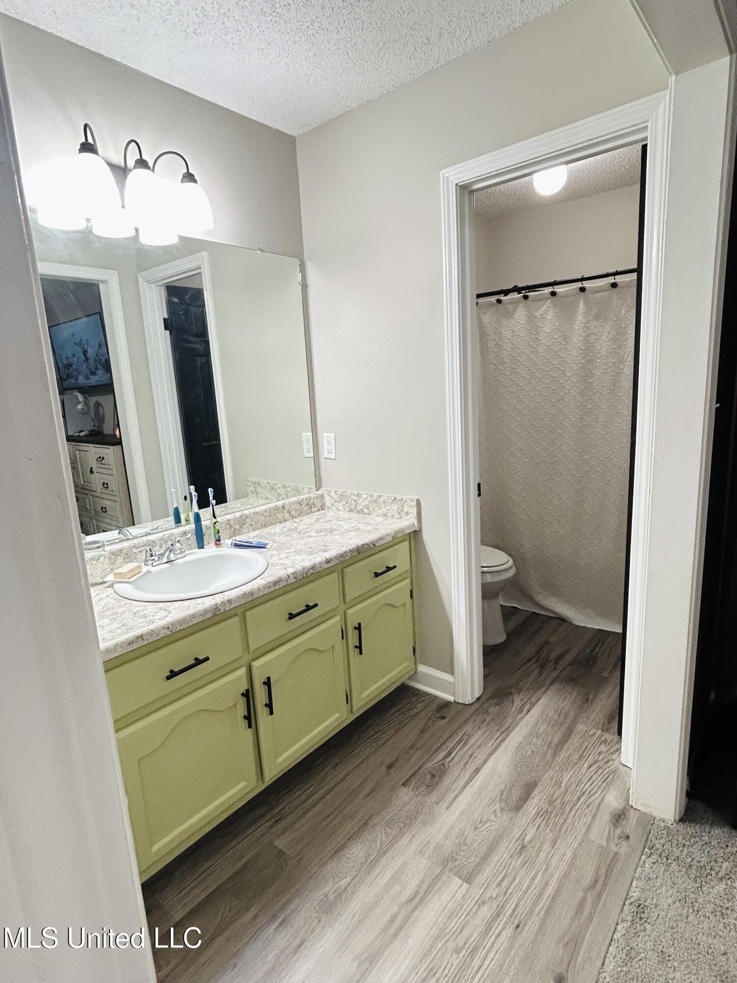 122 Apple Drive Property Photo 14