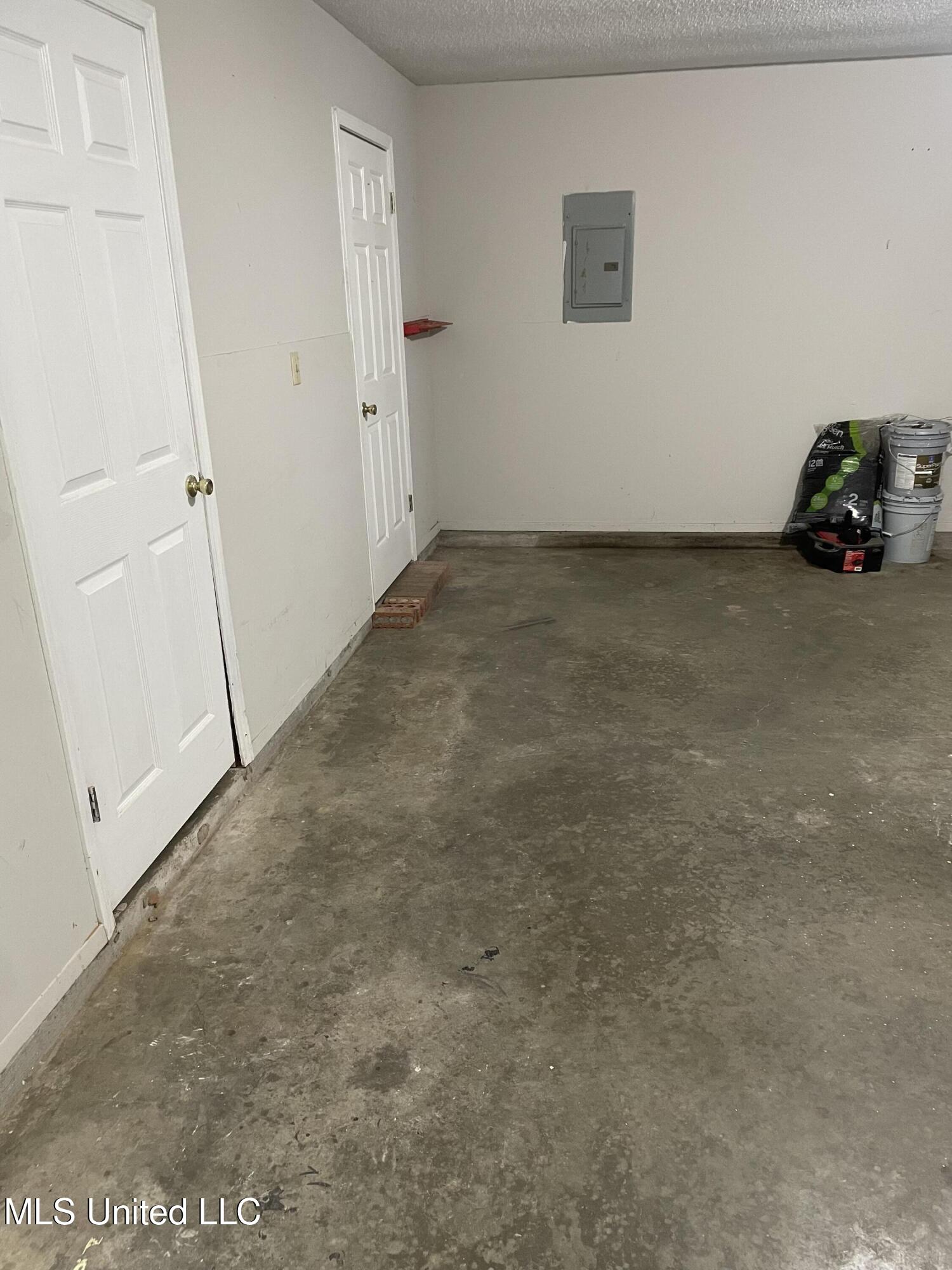 122 Apple Drive Property Photo 15