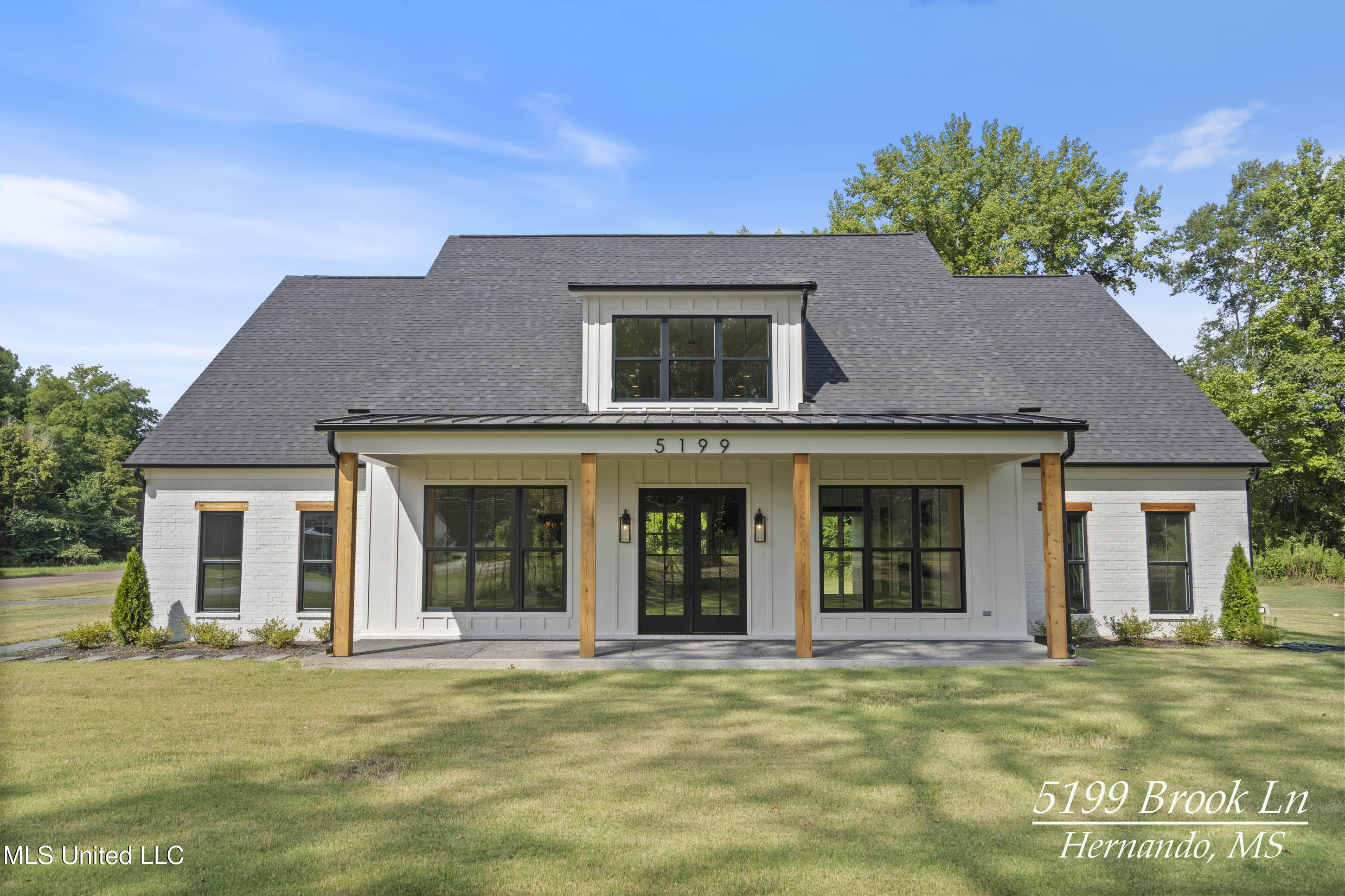 5199 Brook Ln Property Photo 1