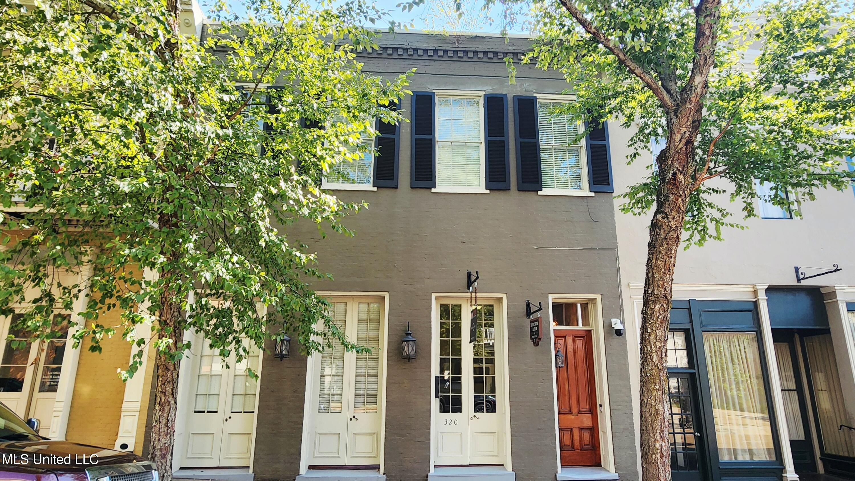 320 Main Street Property Photo 19