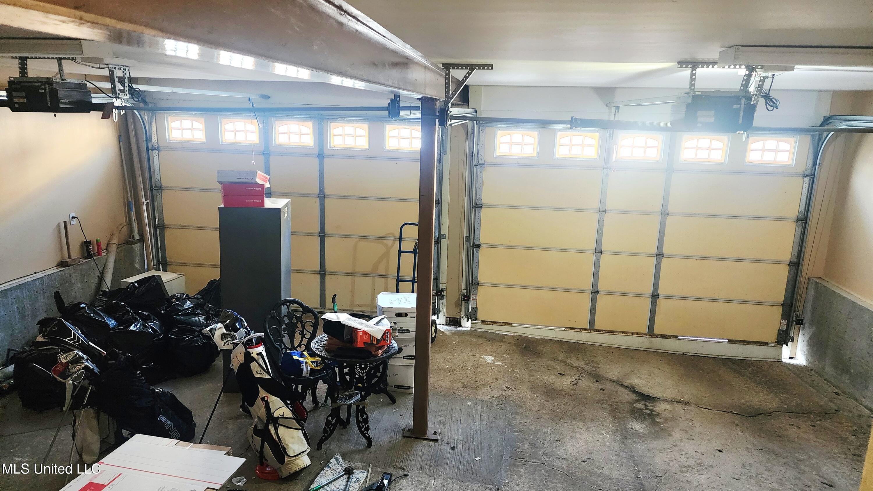 320 Main Street Property Photo 25