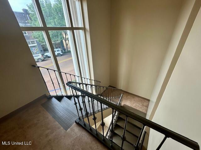 210 State Street Property Photo 34