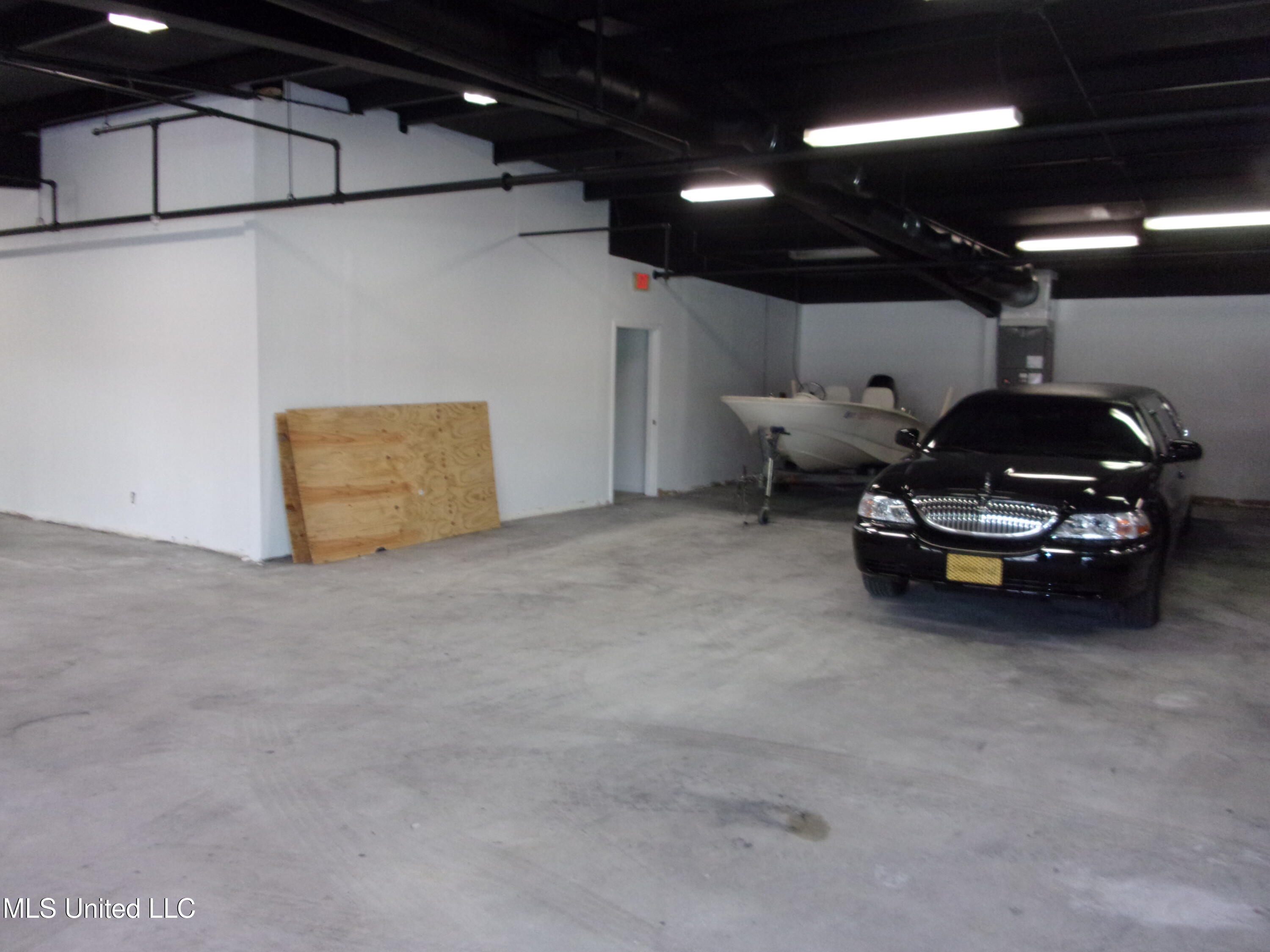 10096 Gorenflo Road Property Photo 8