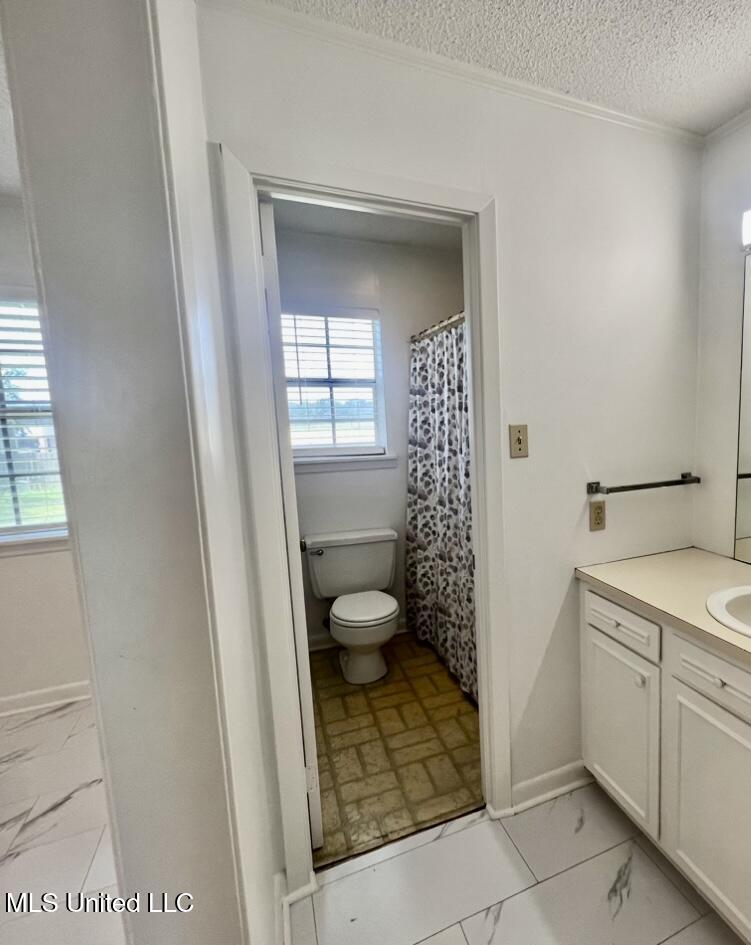 506 Oakbrook Circle Property Photo 18