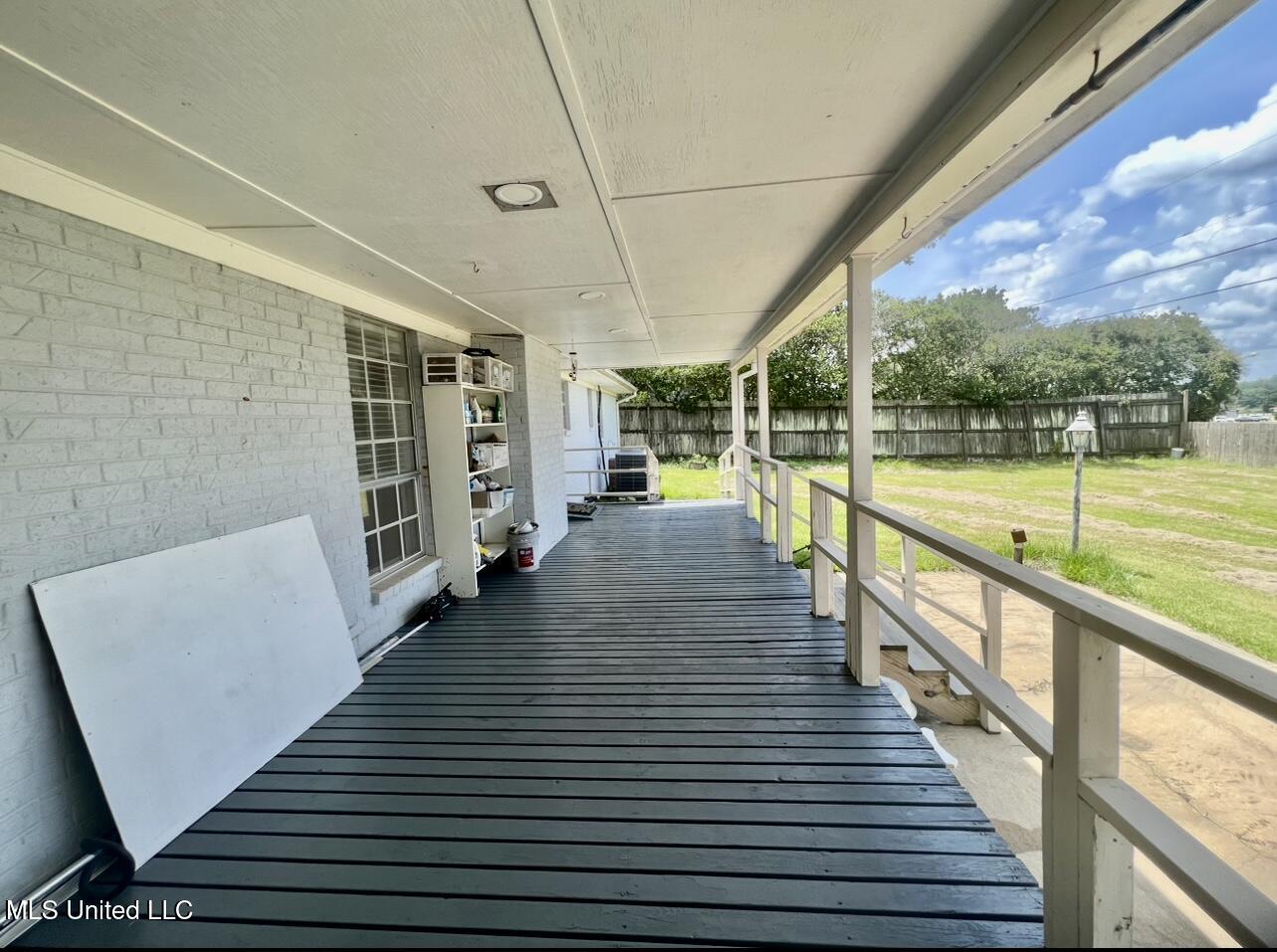 506 Oakbrook Circle Property Photo 22