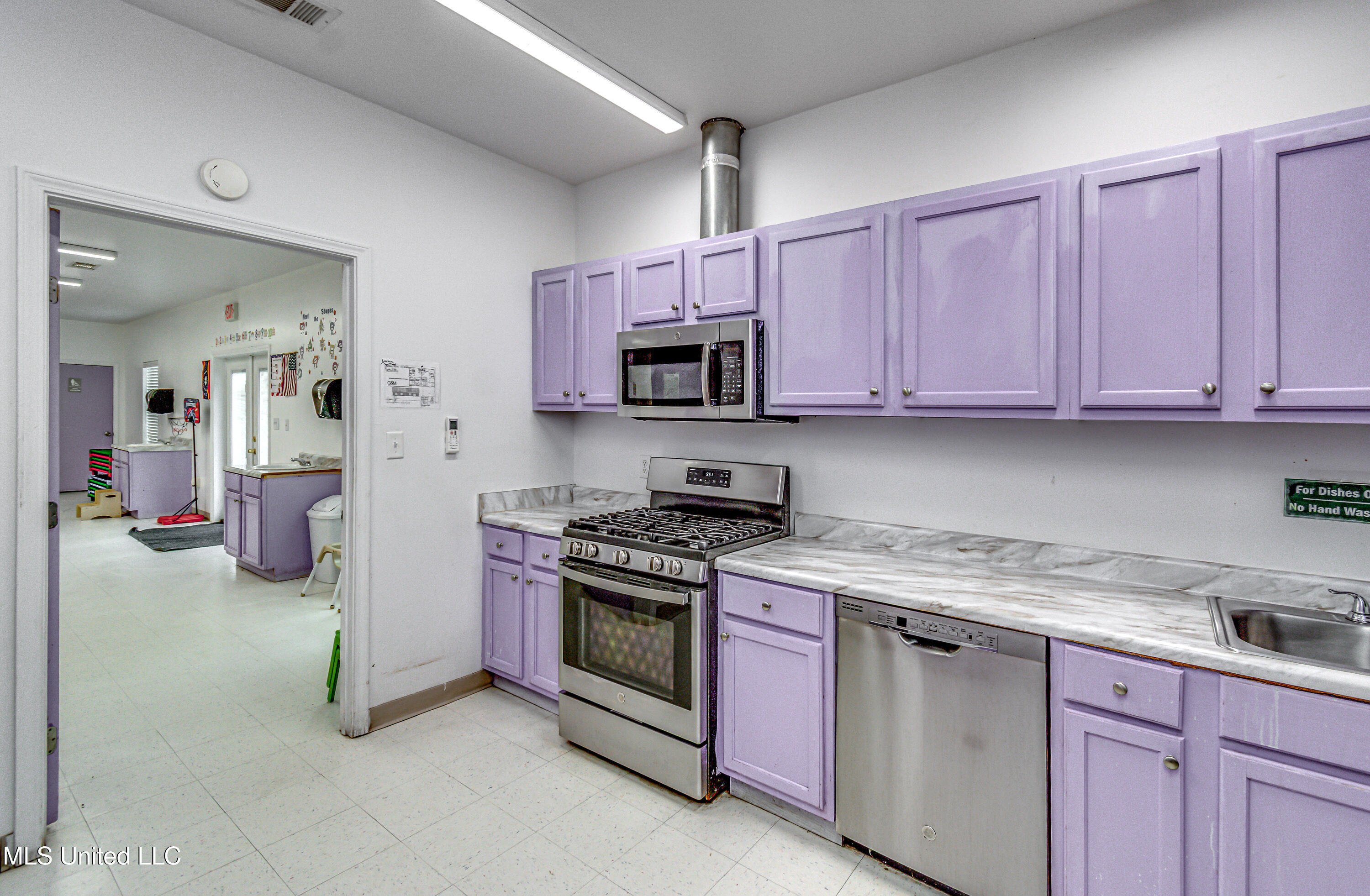 1681 Highway 471 Property Photo 10