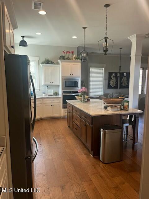 2154 Laughter Road N Property Photo 9